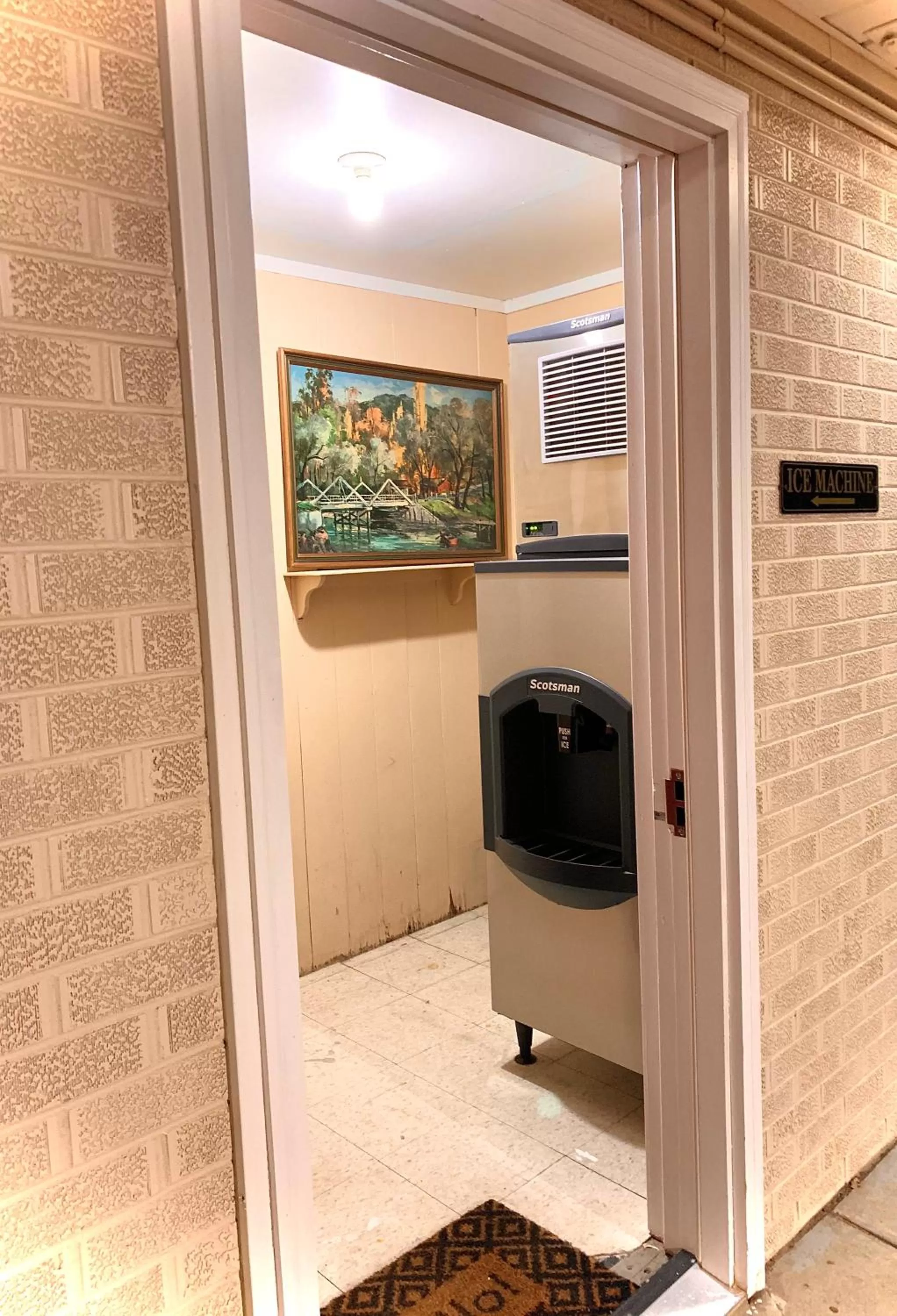 Annie Oakley Motel Oakley