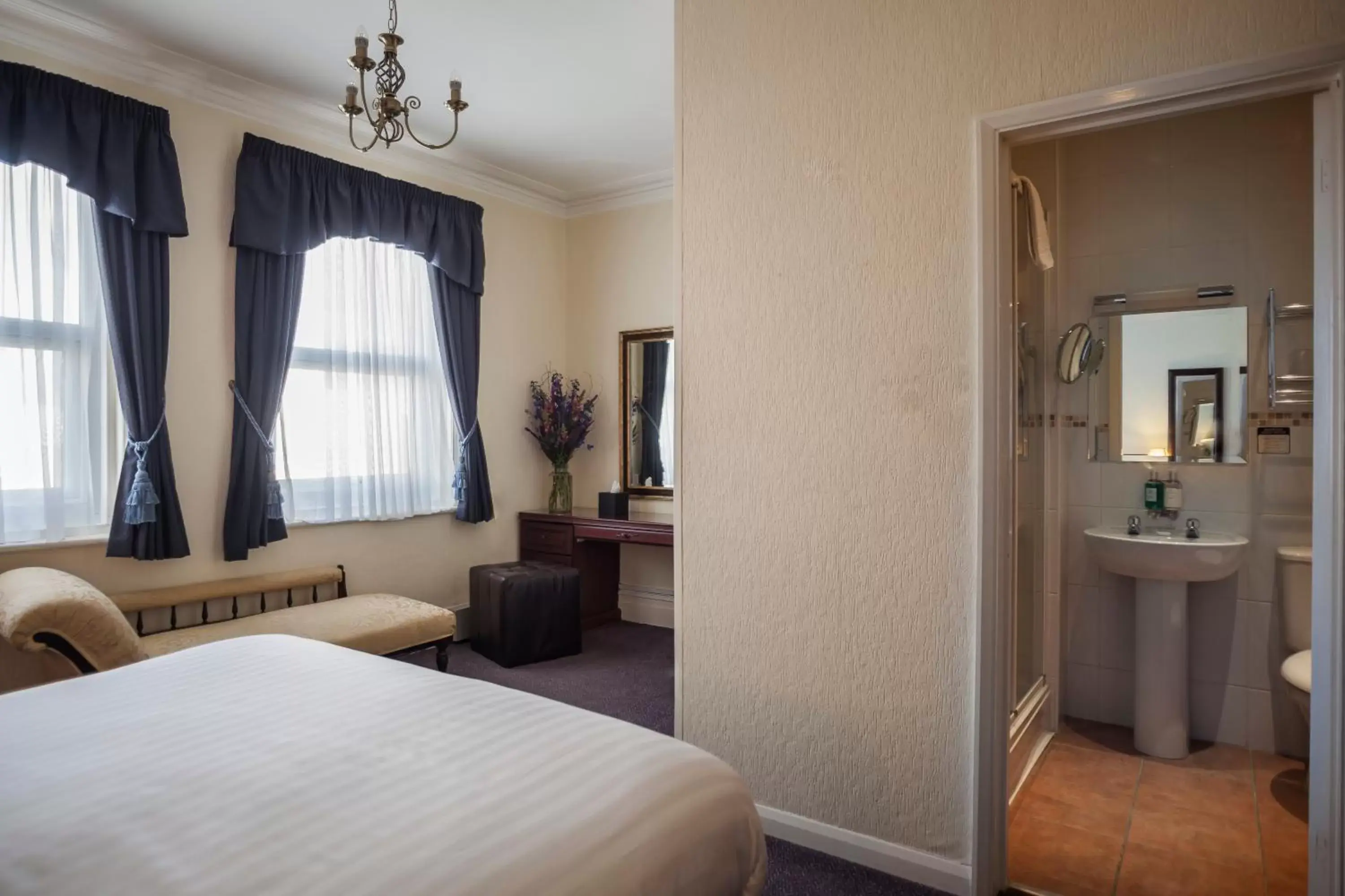 Bed in Devonshire Park Hotel