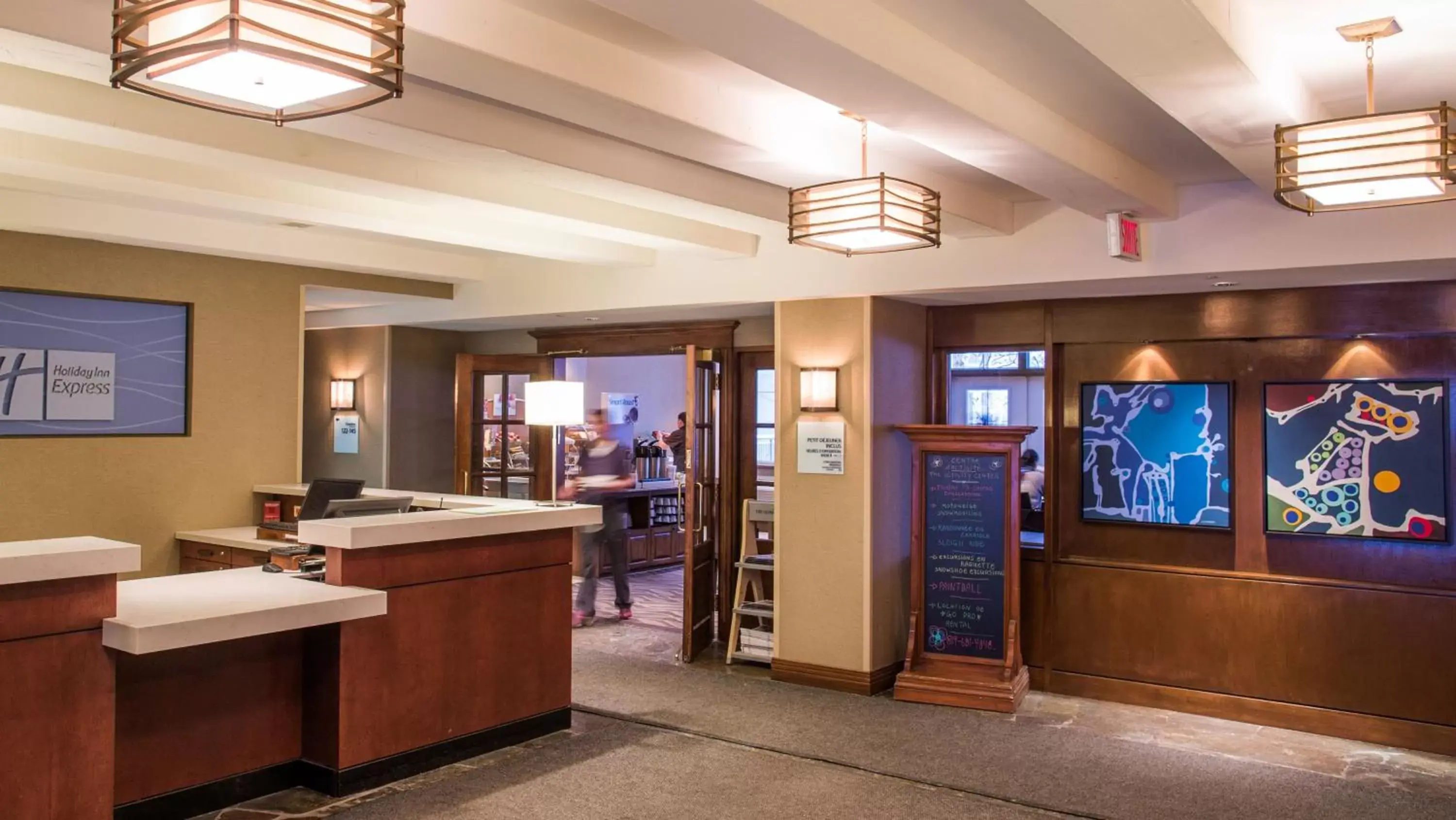 Property building, Lobby/Reception in Holiday Inn Express & Suites Tremblant, an IHG Hotel