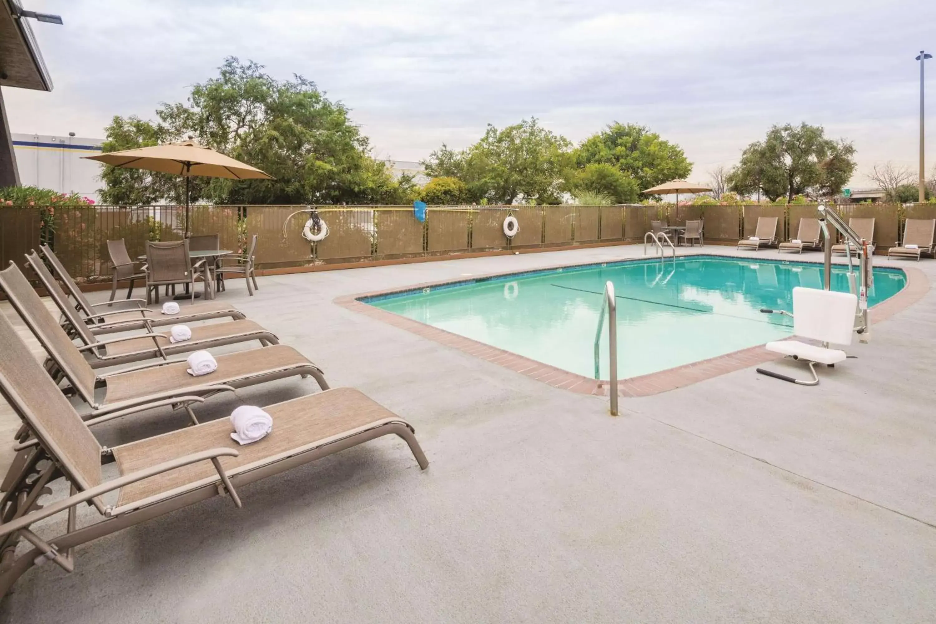 Activities, Swimming Pool in La Quinta by Wyndham San Jose Airport