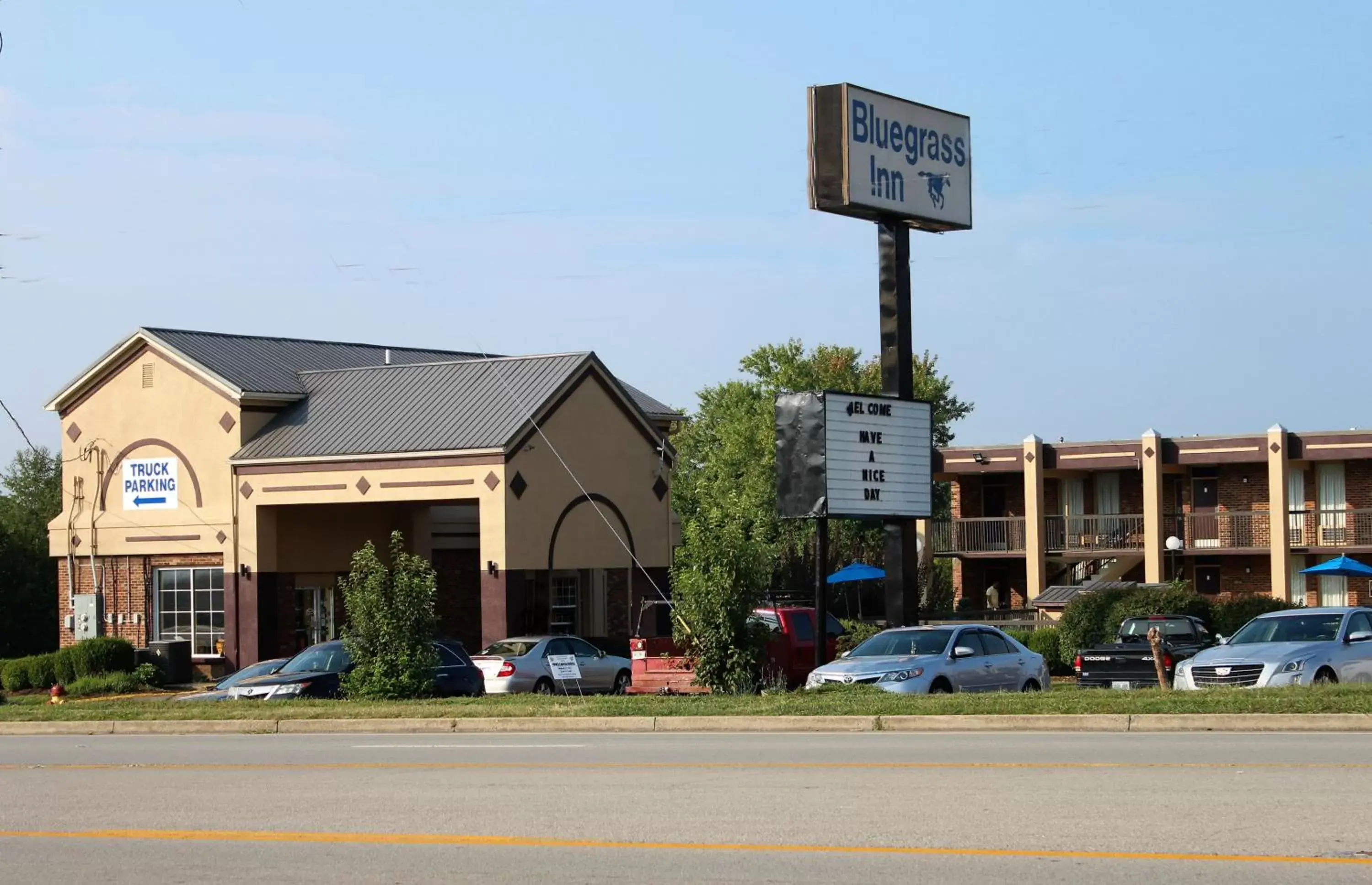 Property Building in Bluegrass Inn