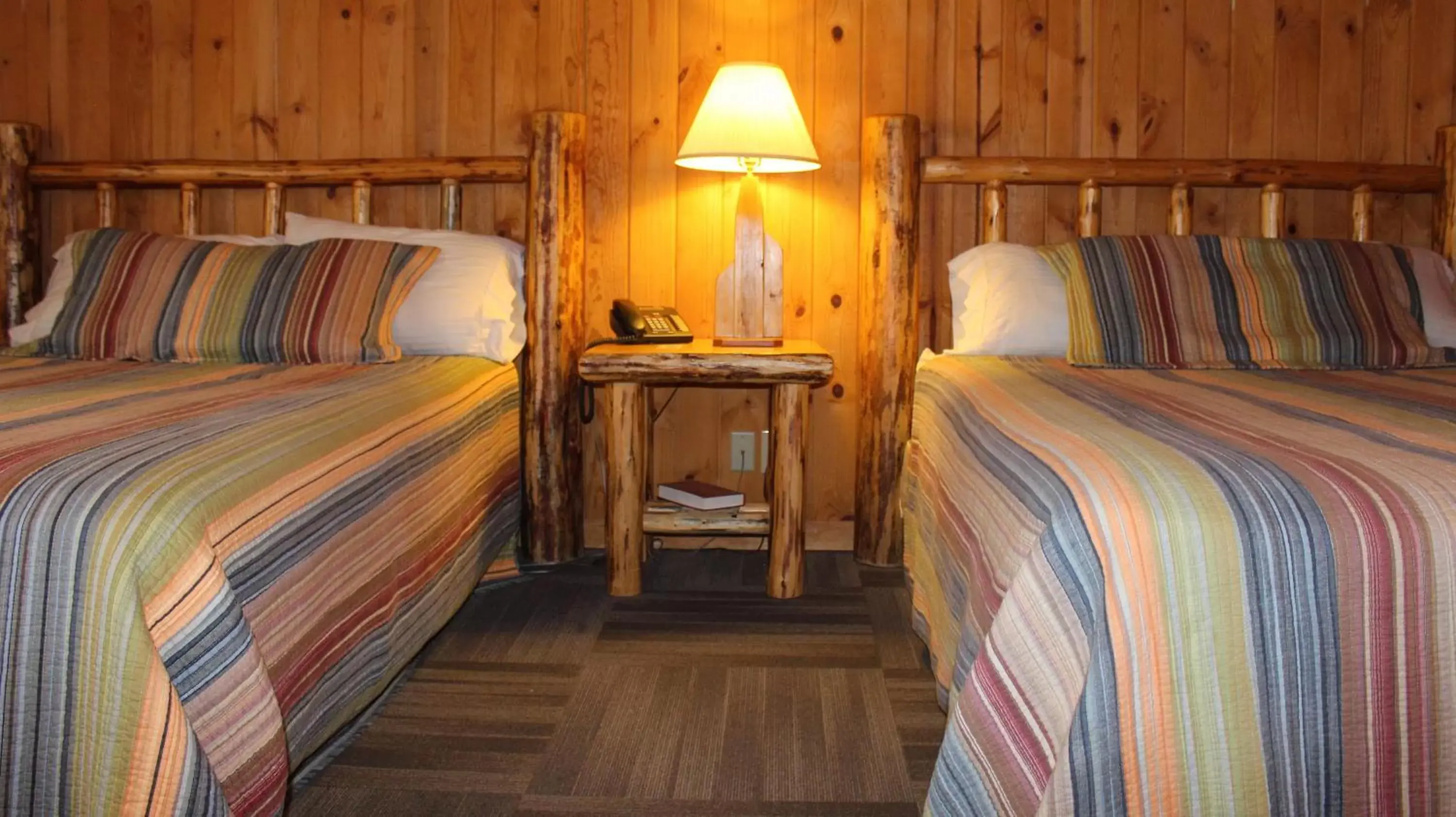 Bed in Boulder Inn