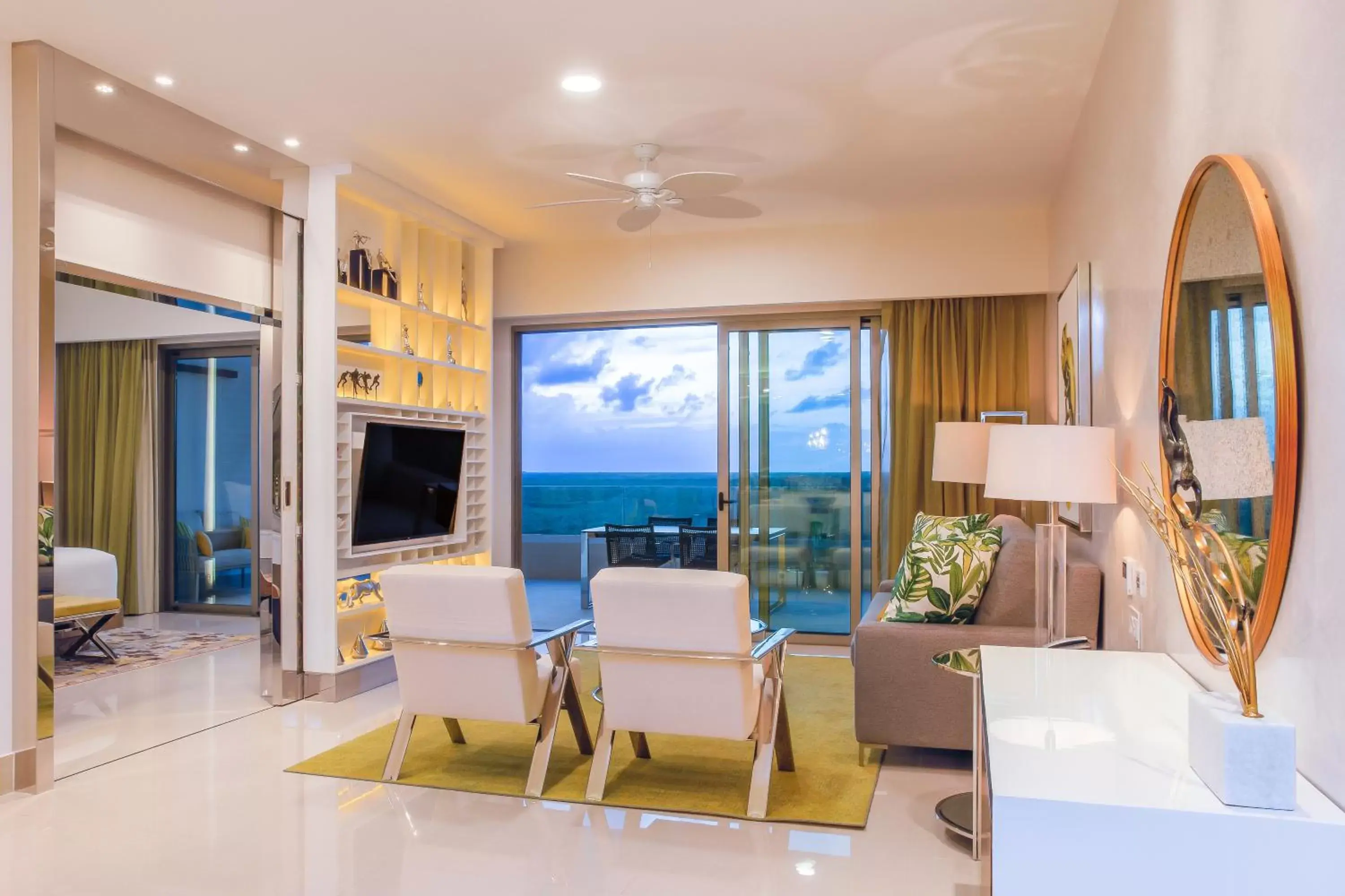 Seating area in Garza Blanca Resort & Spa Cancun