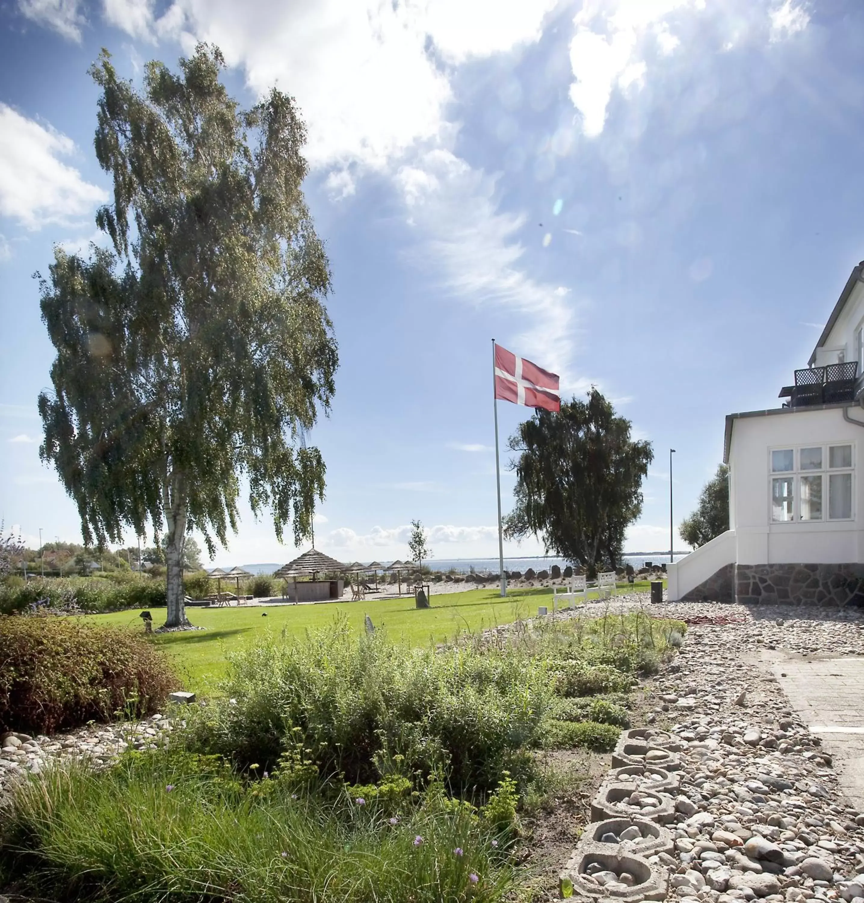 Garden, Property Building in Hotel Faaborg Fjord