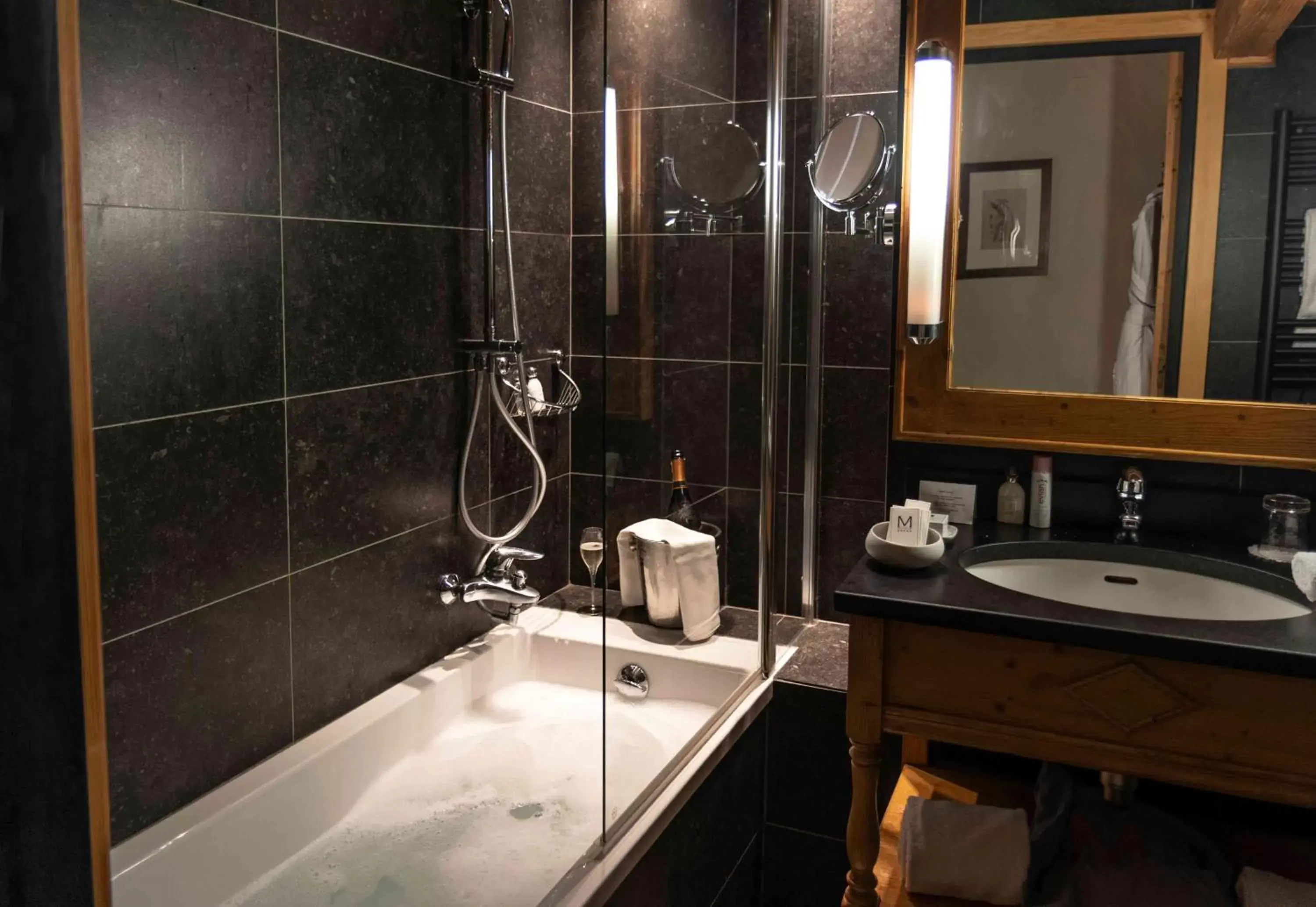 Bedroom, Bathroom in M de Megève