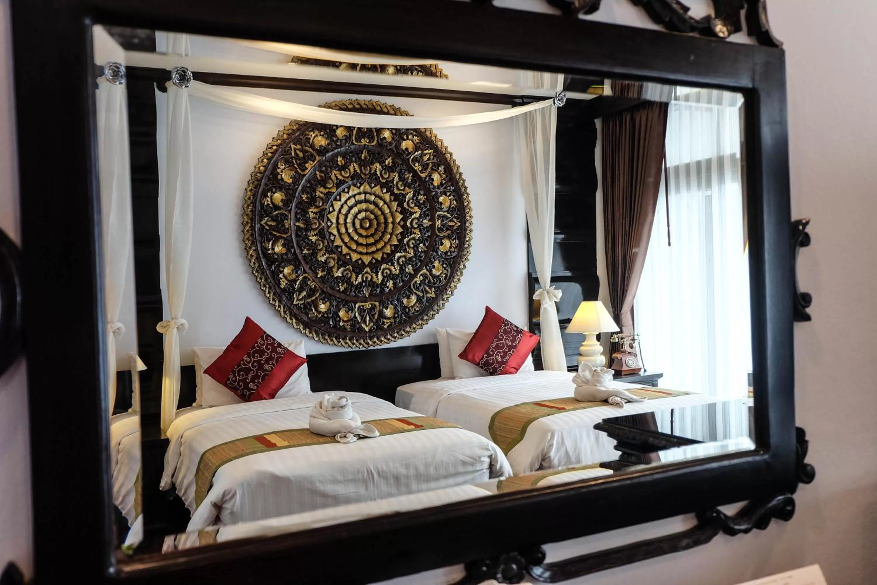 Photo of the whole room, Bed in Sunday Villa Sirilanna Hotel