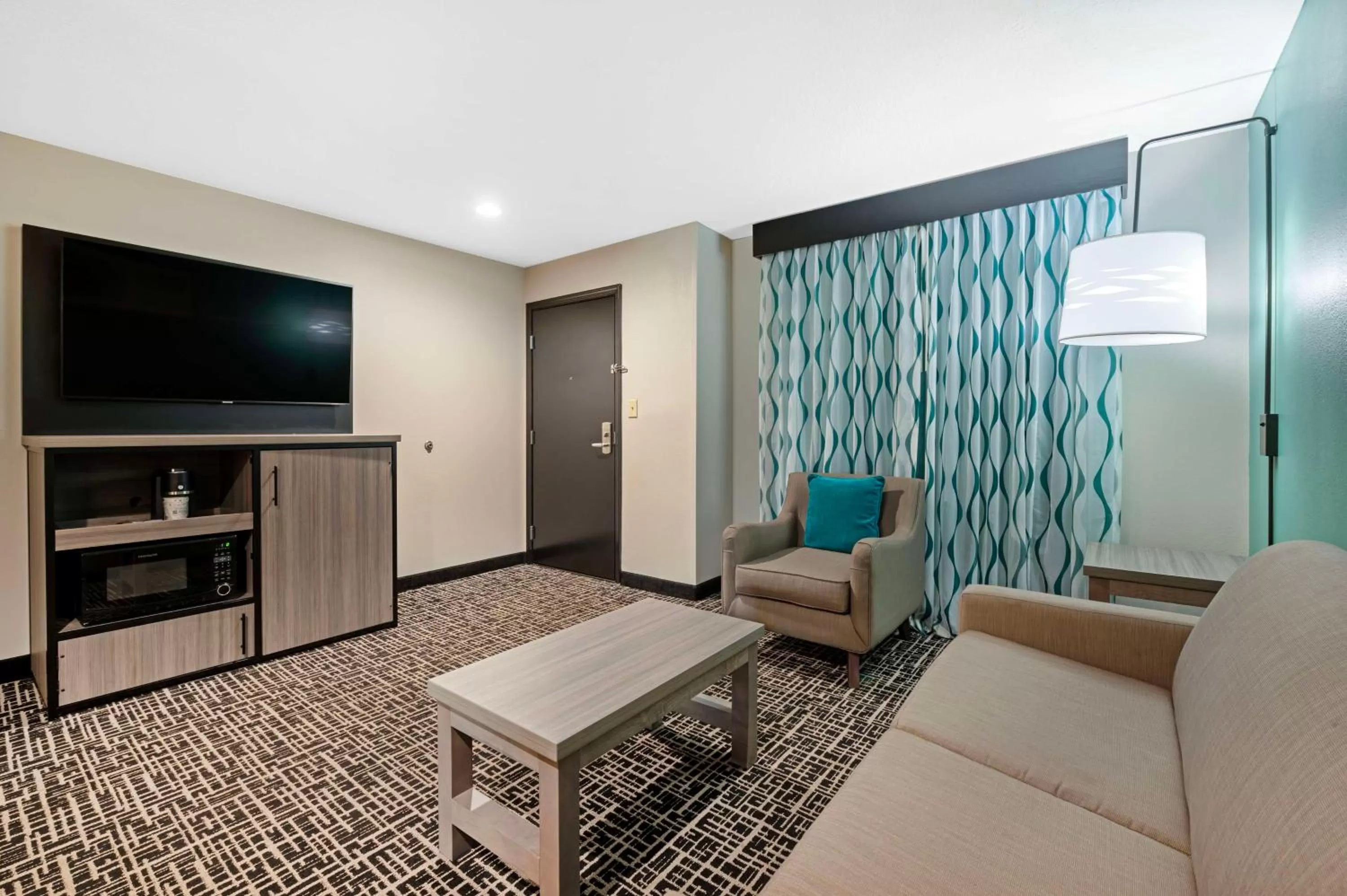 Bedroom in Best Western Plus Greenwood Indy South Inn