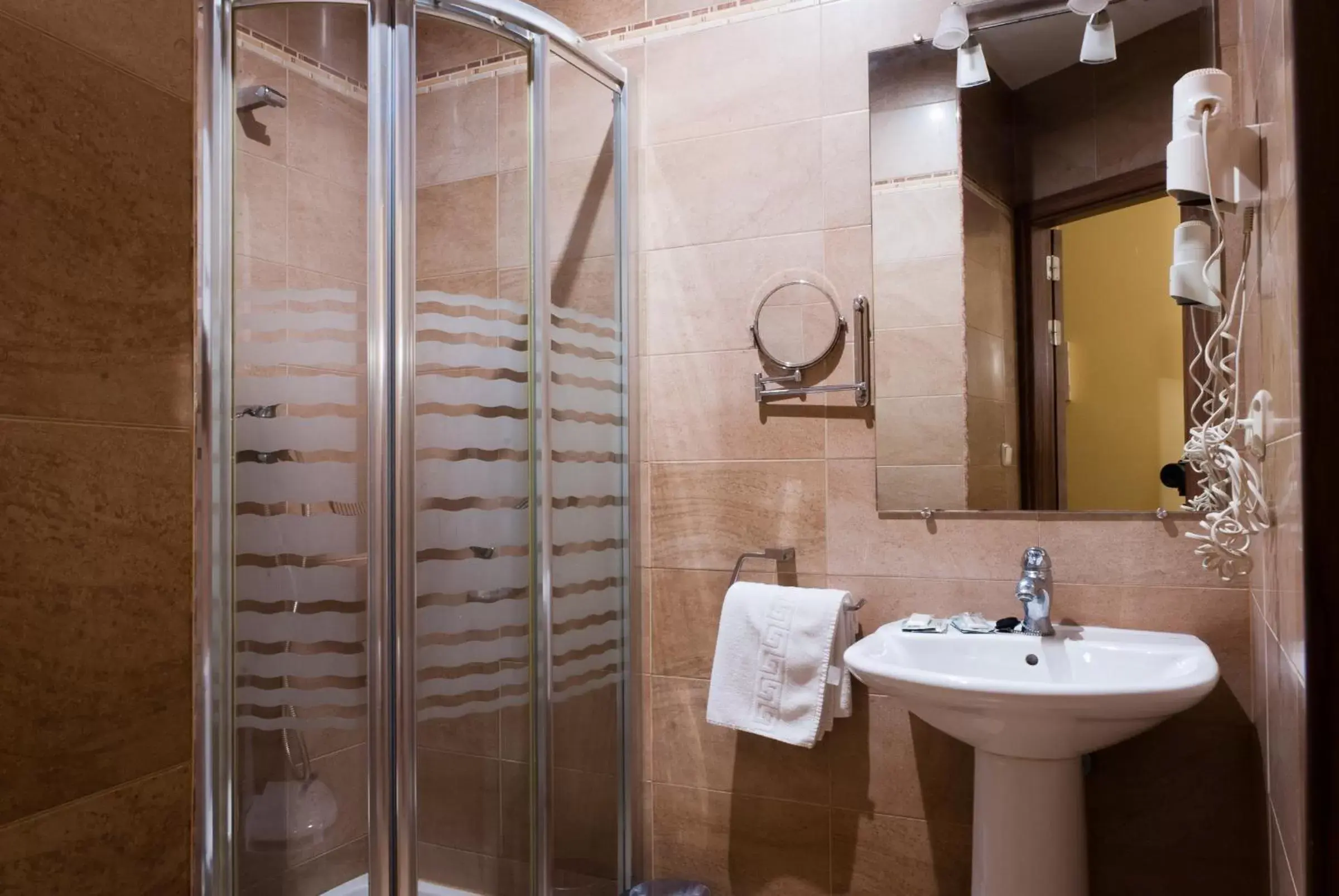 Bathroom in Hotel Hidalgo Quijada