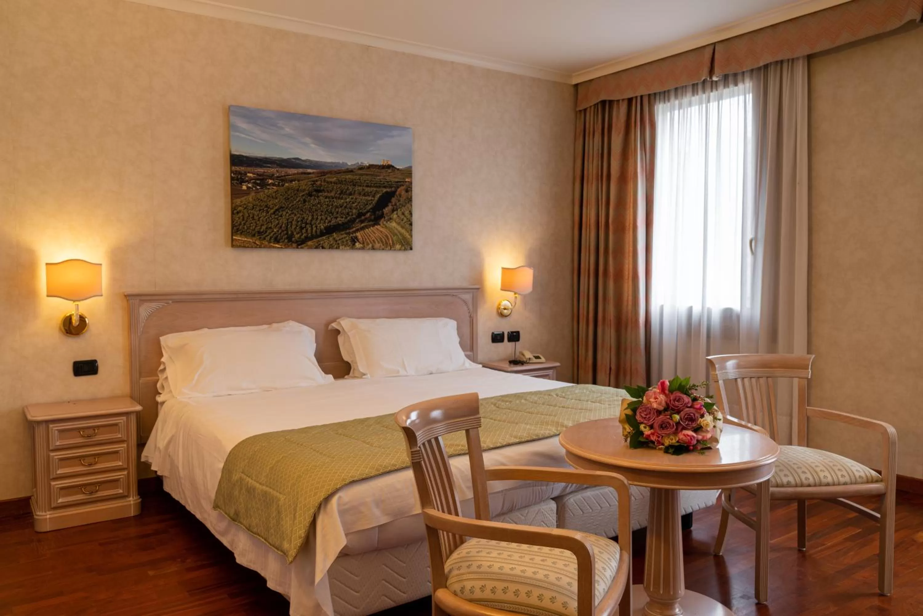 Photo of the whole room, Bed in Hotel Roxy Plaza