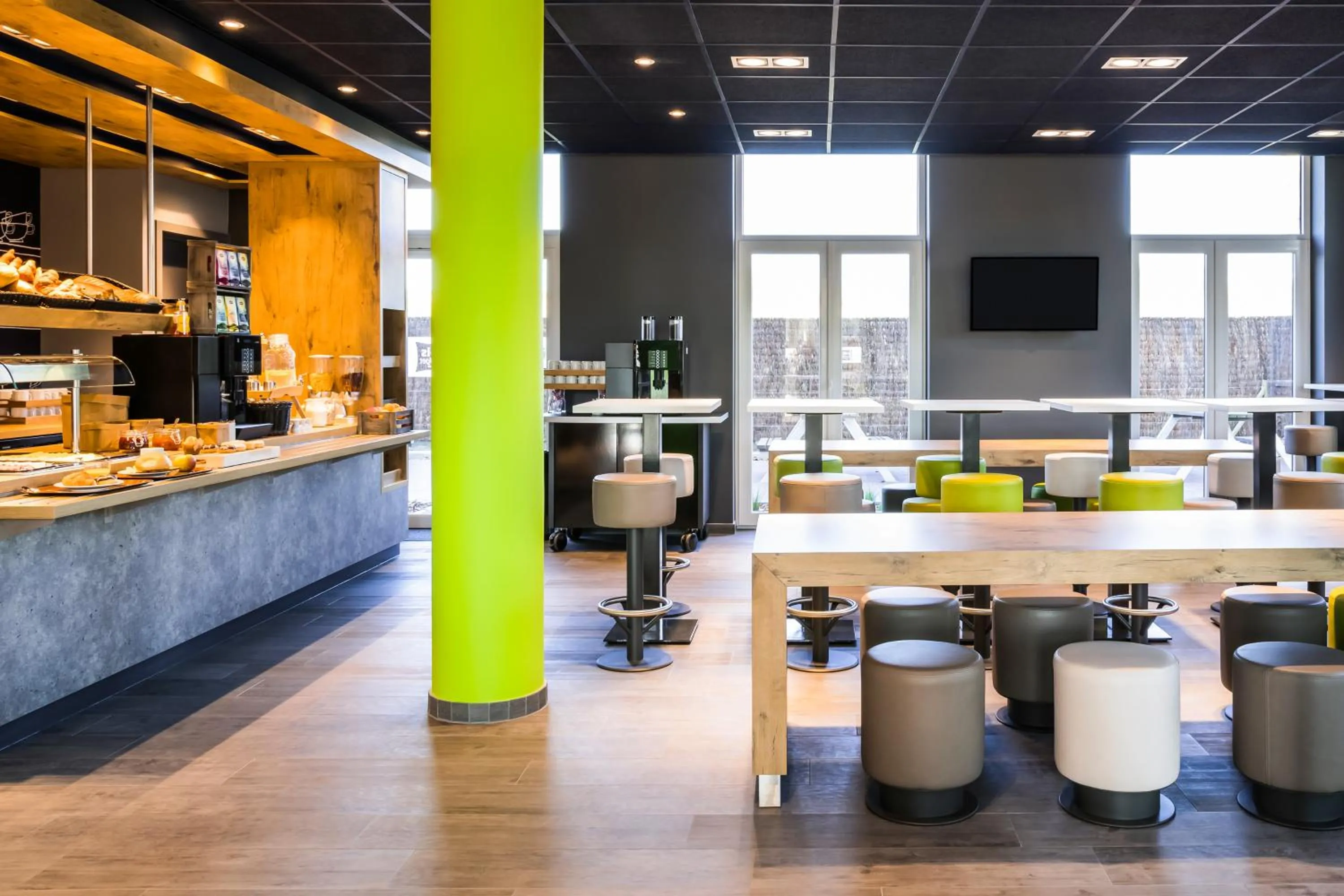 Spring in ibis Budget Knokke