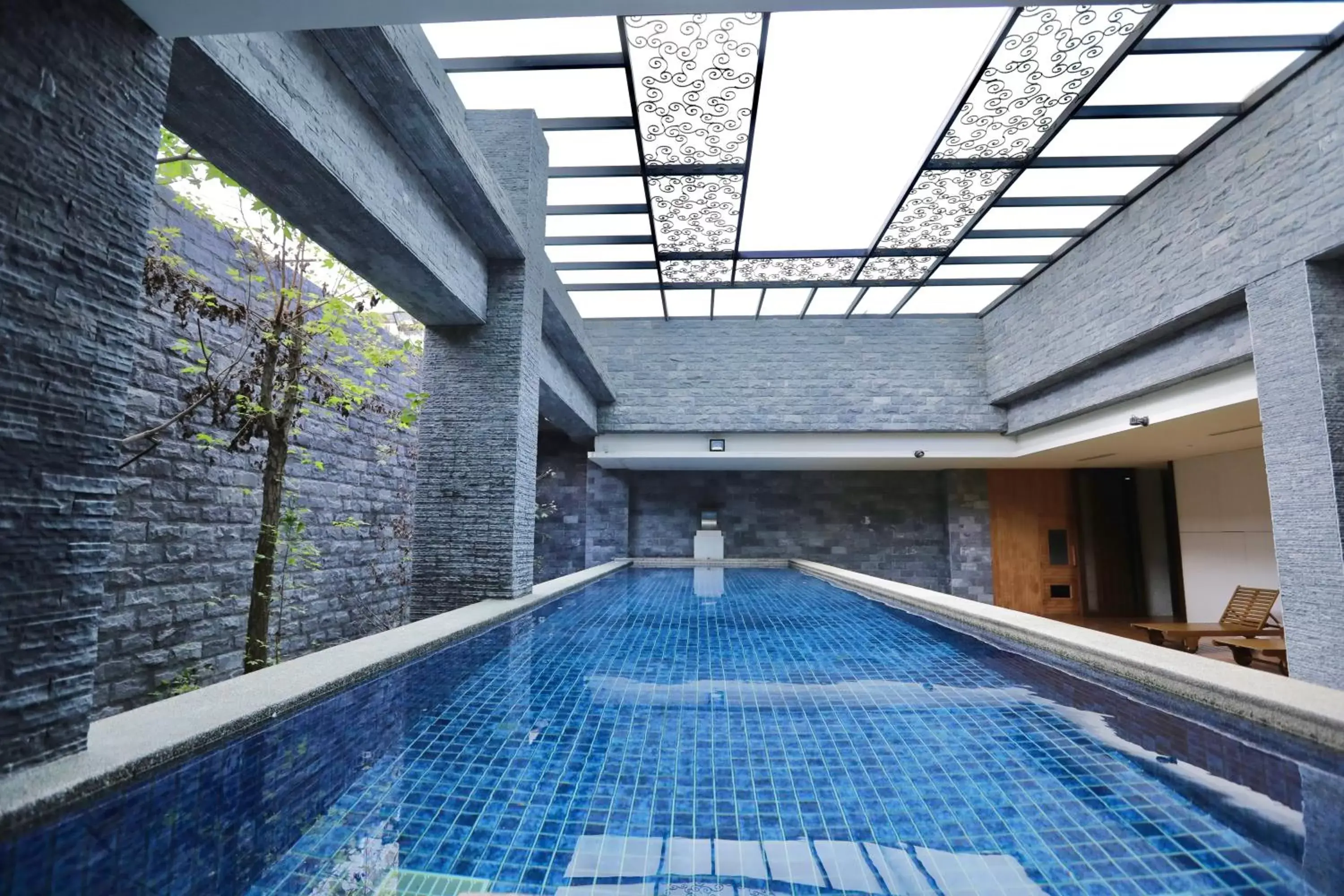 Swimming Pool in OHYA Chain Boutique Motel Taoyuan