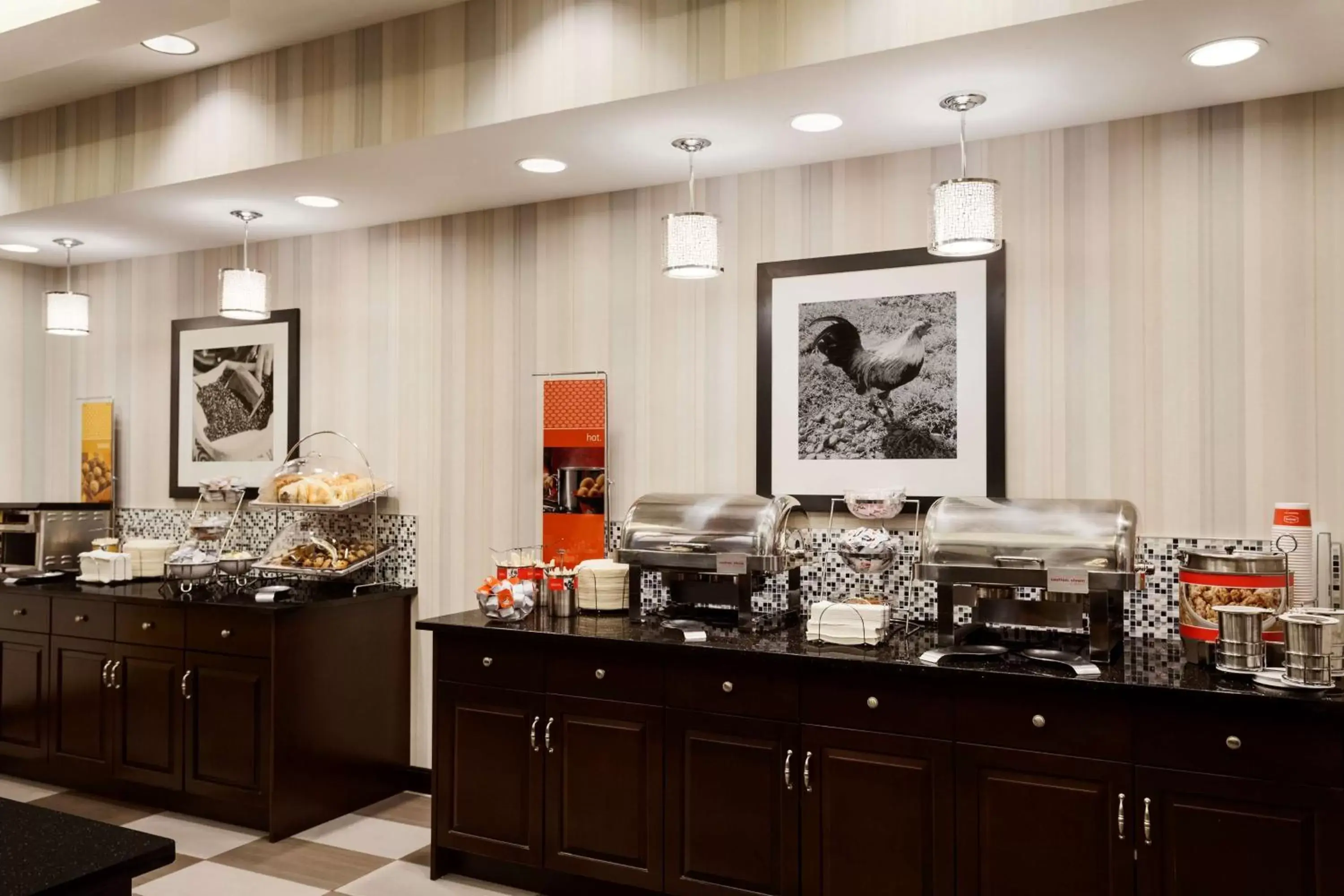 Dining area, Restaurant/Places to Eat in Hampton Inn & Suites Hershey Near the Park