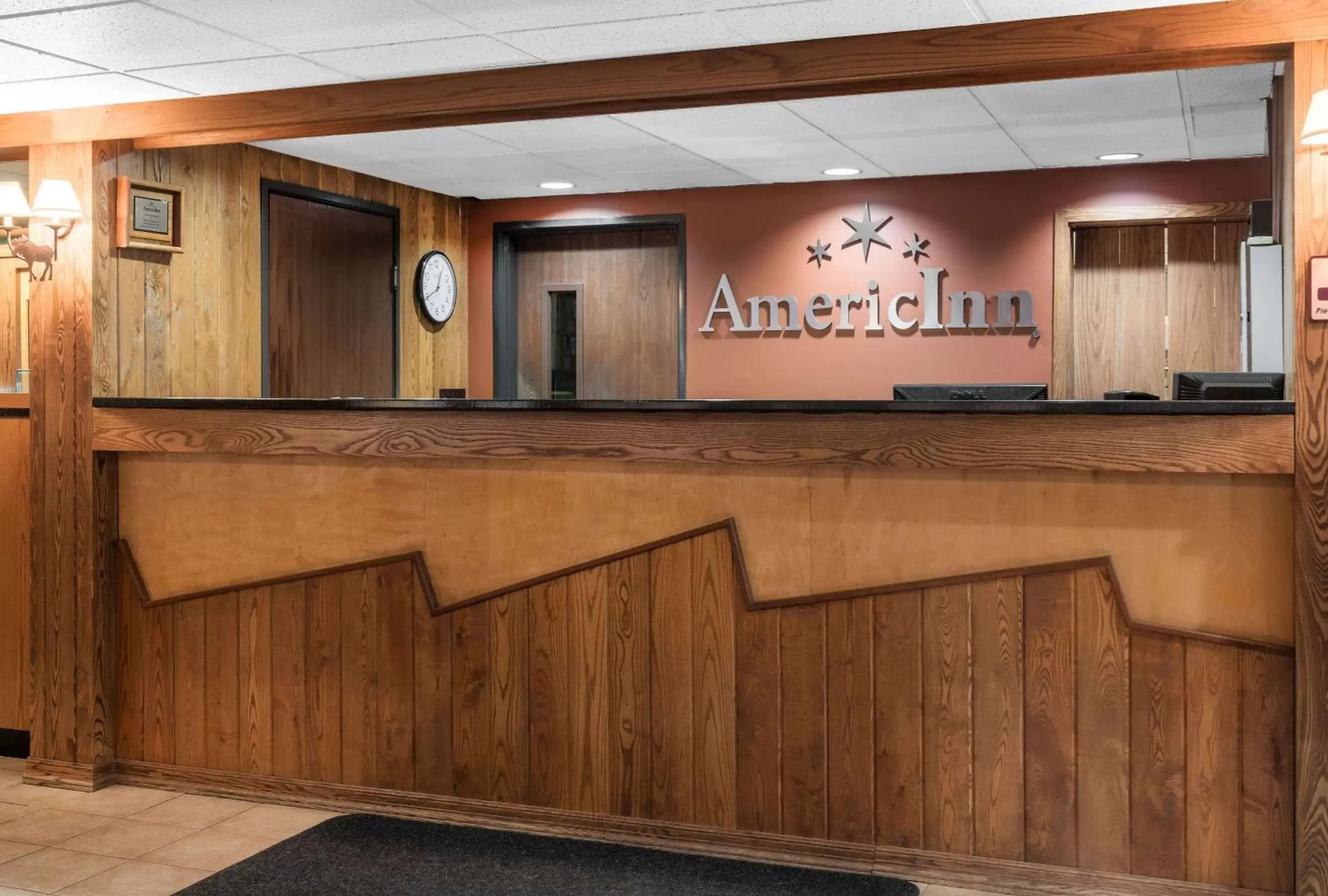 Lobby or reception in AmericInn by Wyndham Tofte Near Lake Superior