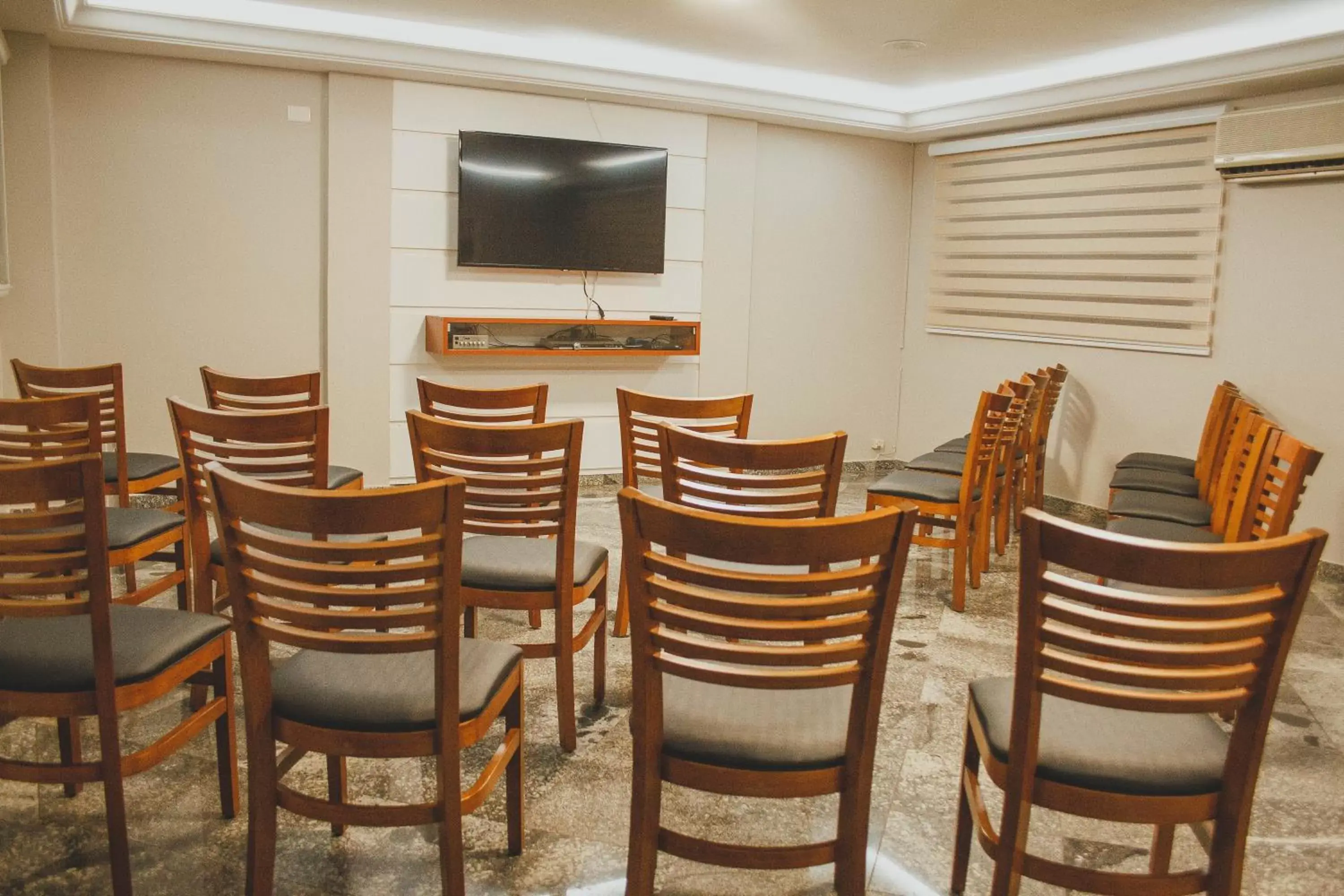 Business facilities in Nohotel Nova Odessa