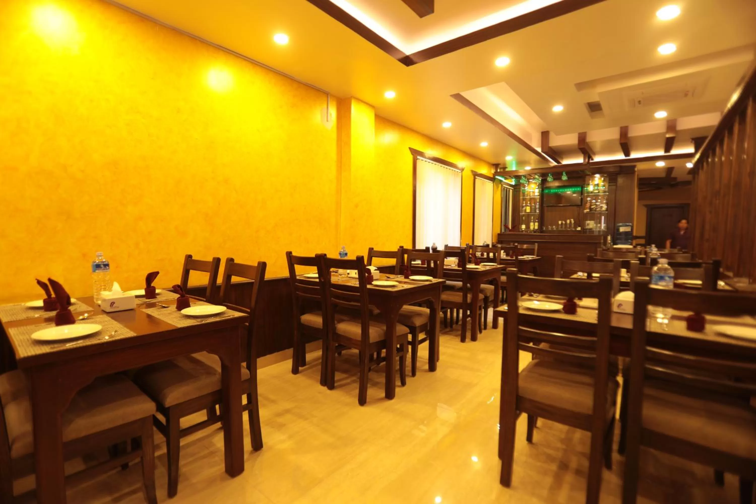 Restaurant/Places to Eat in Hotel The Clock