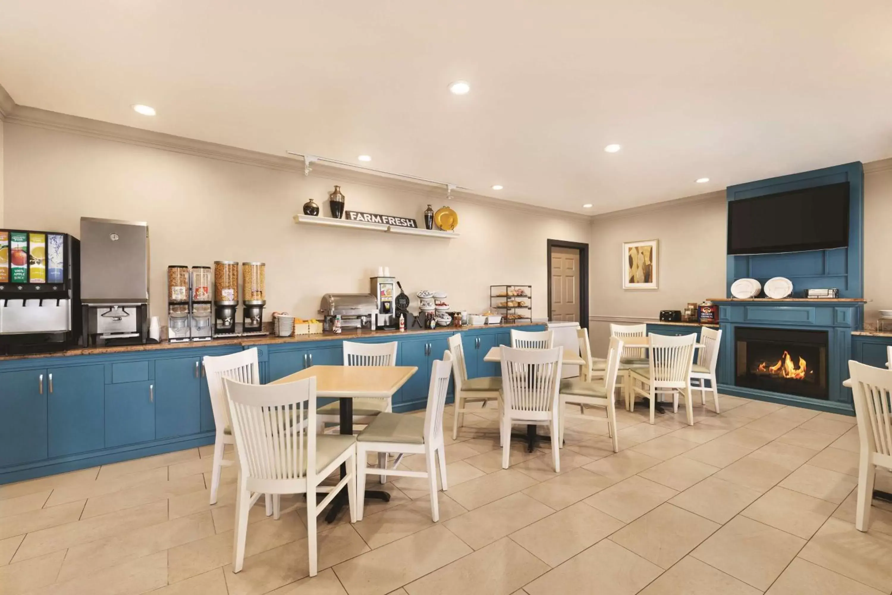 Restaurant/Places to Eat in Country Inn & Suites by Radisson, Tampa Airport North, FL
