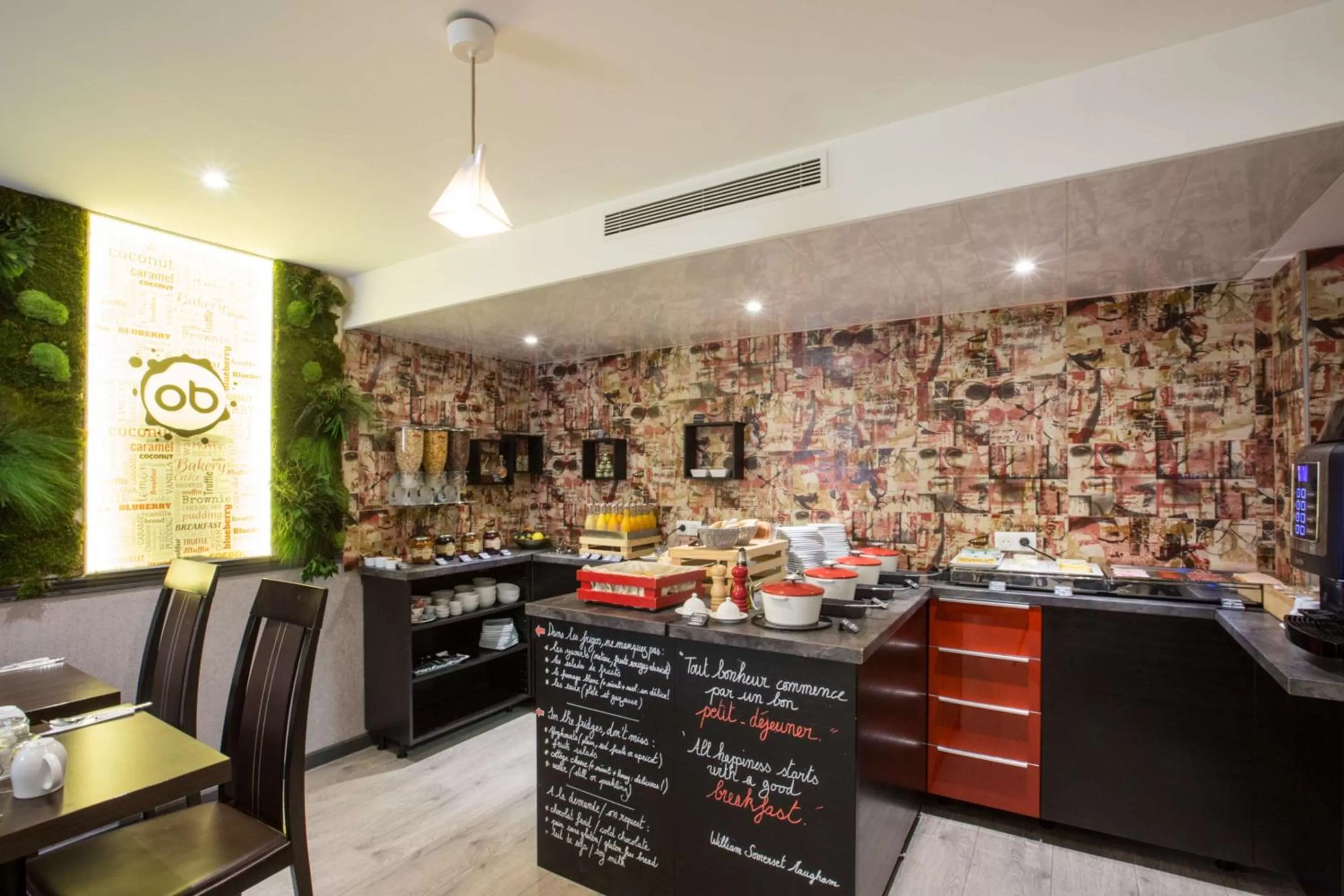 Breakfast in Best Western Plus Opéra Batignolles