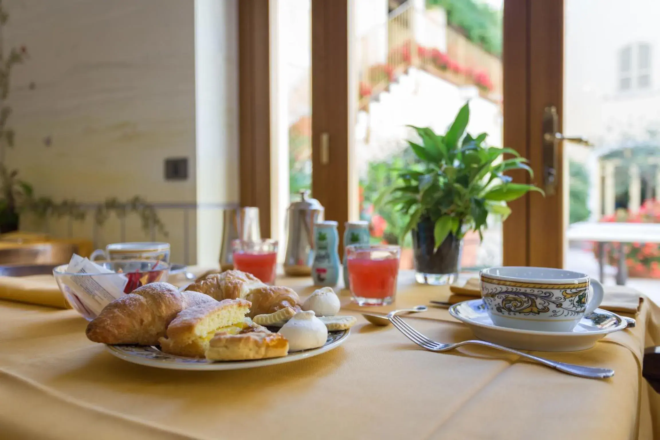 Food close-up, Nearby Landmark in Hotel San Luca