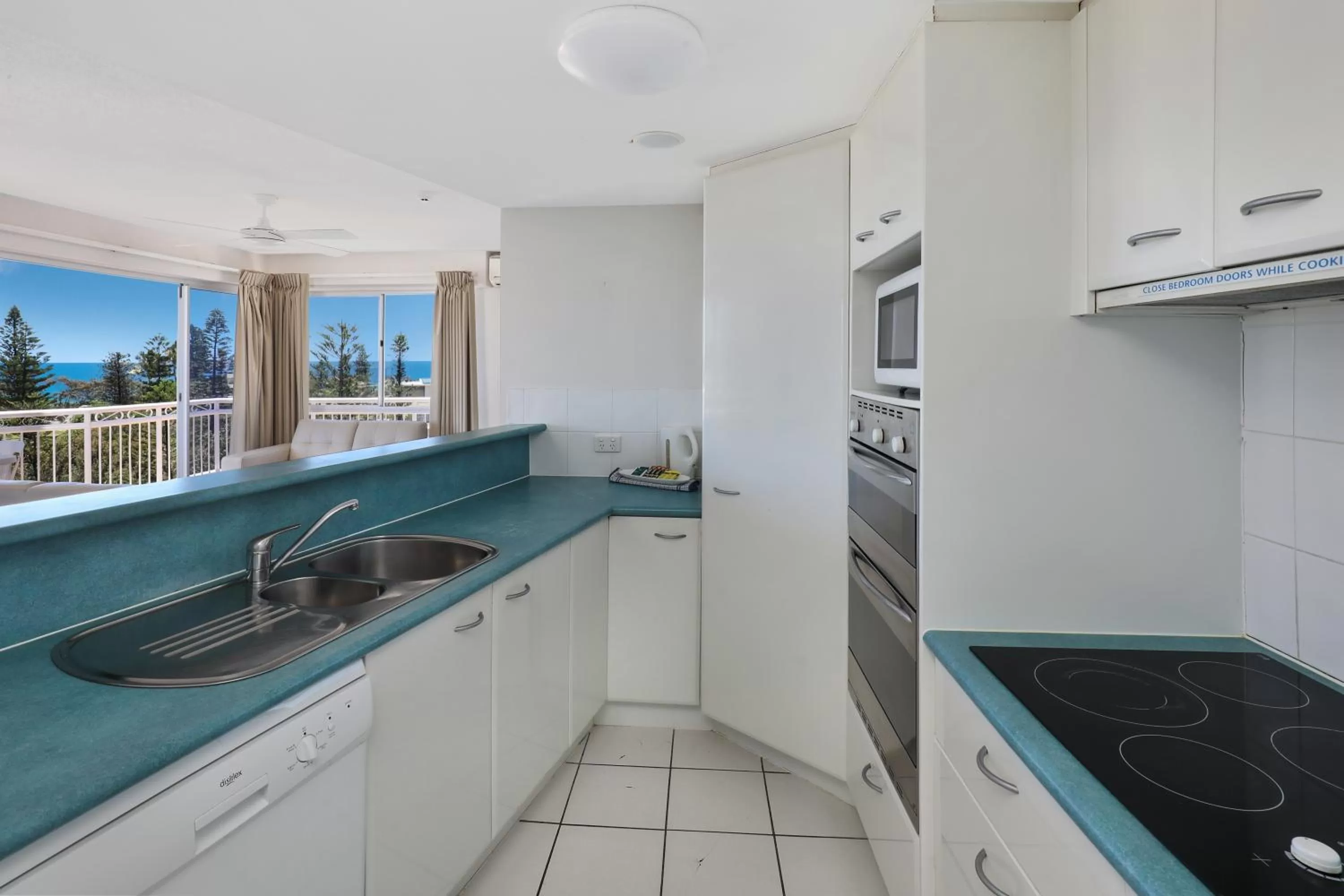 Beachside Resort Kawana Waters