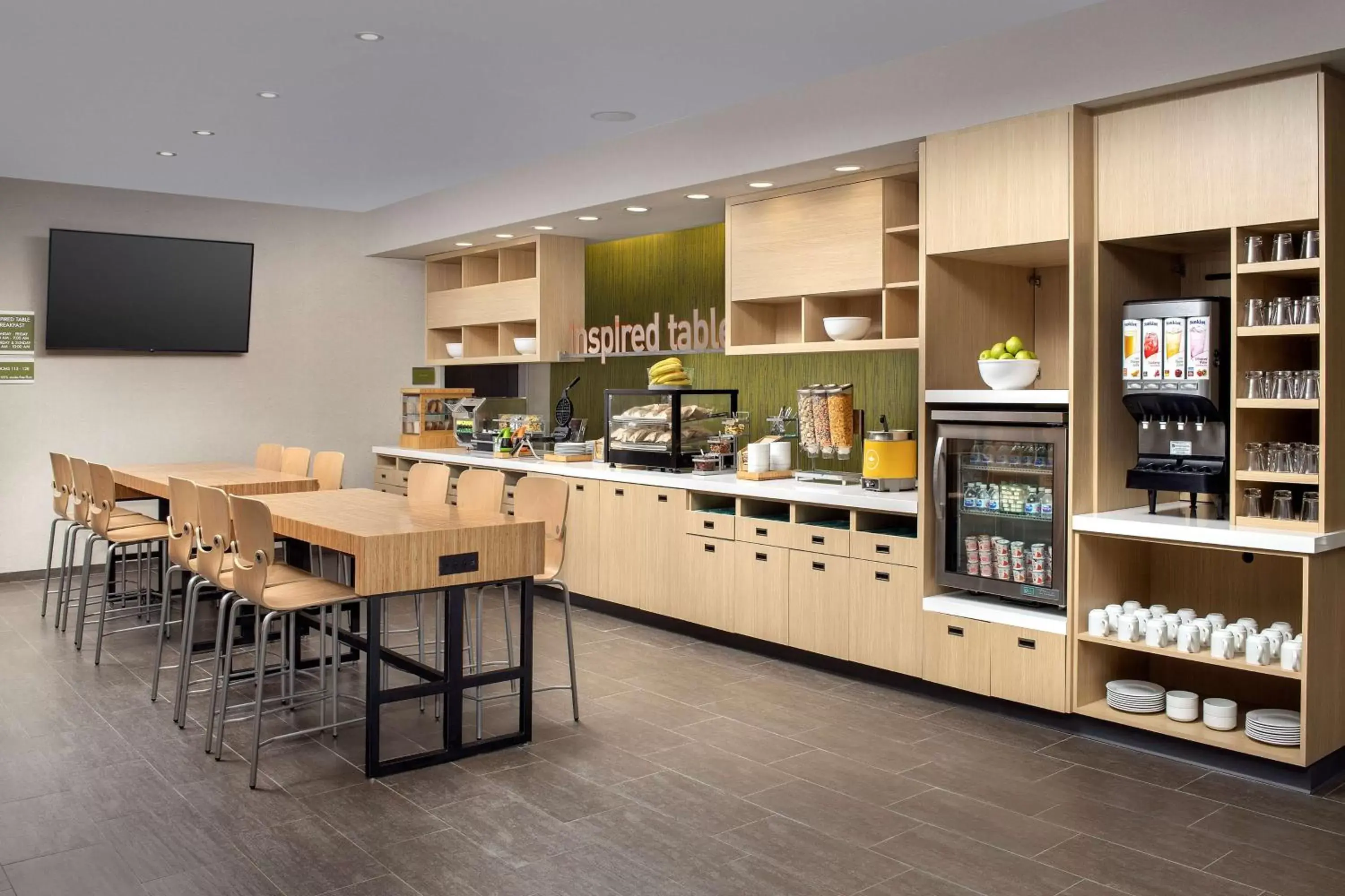 Breakfast in Home2 Suites By Hilton Columbia Southeast Fort Jackson Breakfast in Home2 Suites By Hilton Columbia Southeast Fort Jackson