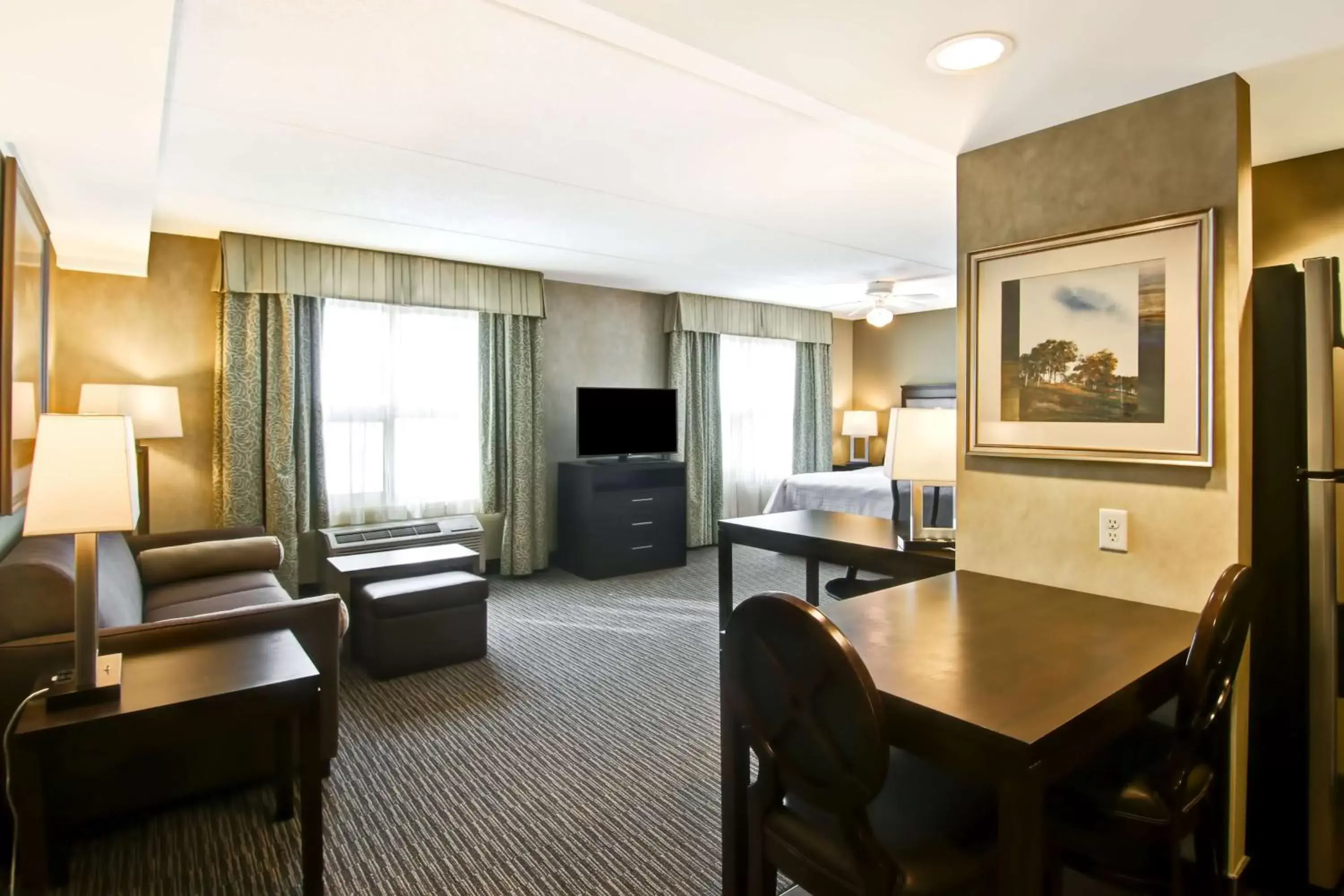 Bedroom, Seating Area in Homewood Suites by Hilton Toronto-Markham