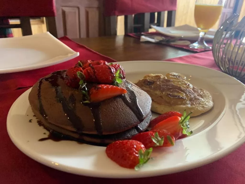 Food in Golden King Guest