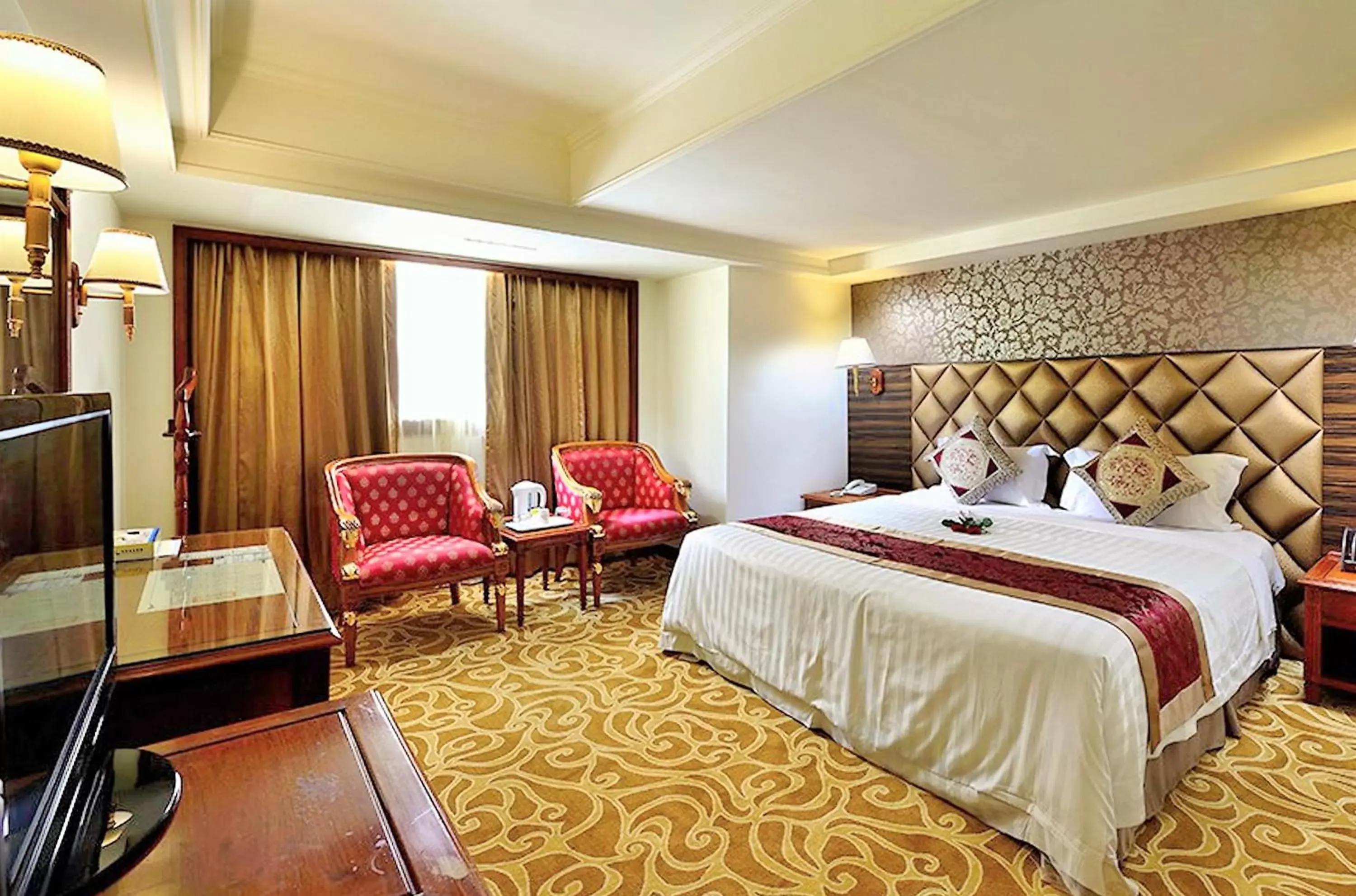 Photo of the whole room, Bed in Chyuan Du Spring Resort Photo of the whole room, Bed in Chyuan Du Spring Resort