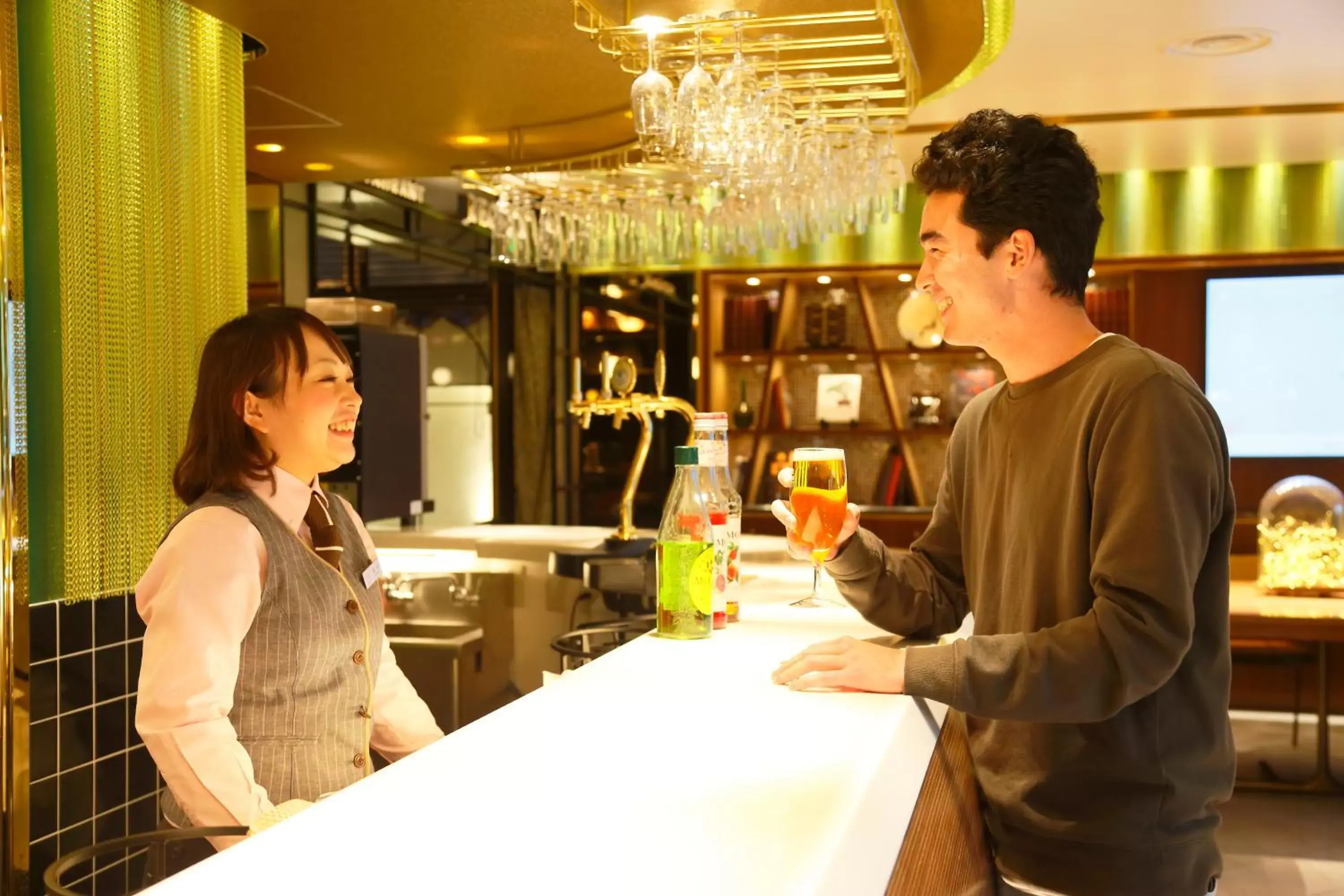 Lounge or bar in Kyoto Tower Hotel Annex