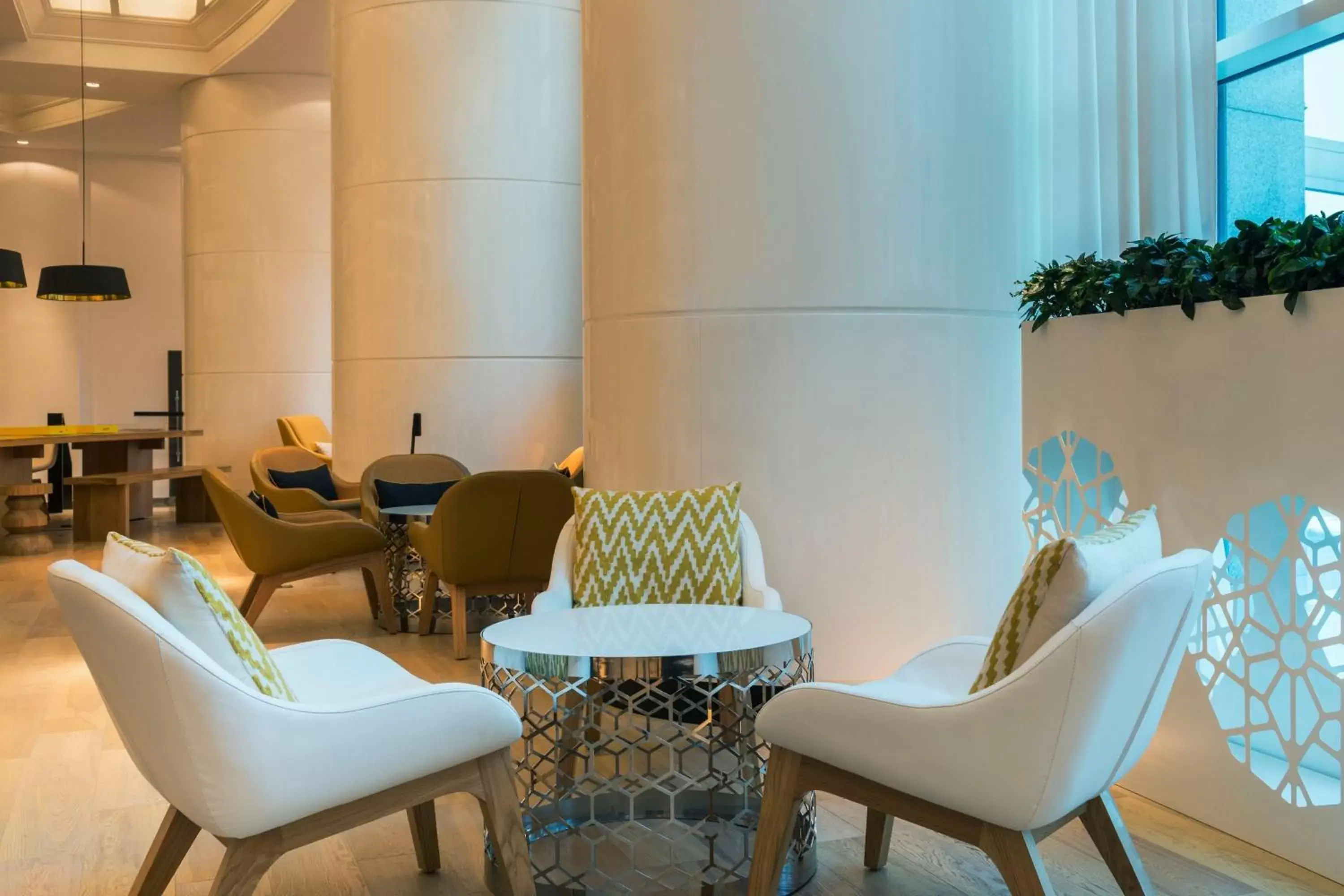 Restaurant/places to eat in Le Royal Meridien Abu Dhabi
