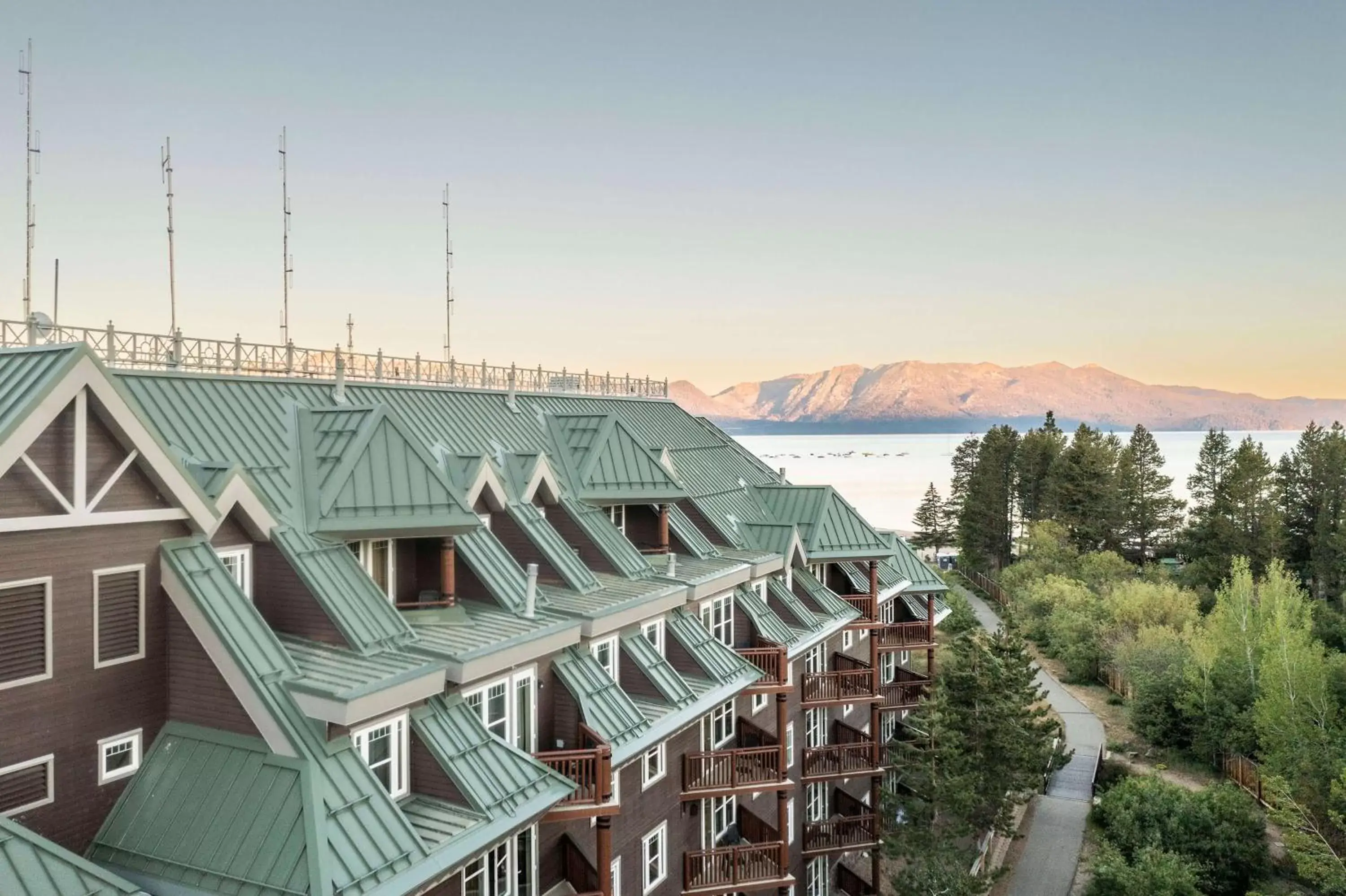 Property Building in Hilton Vacation Club Lake Tahoe Resort
