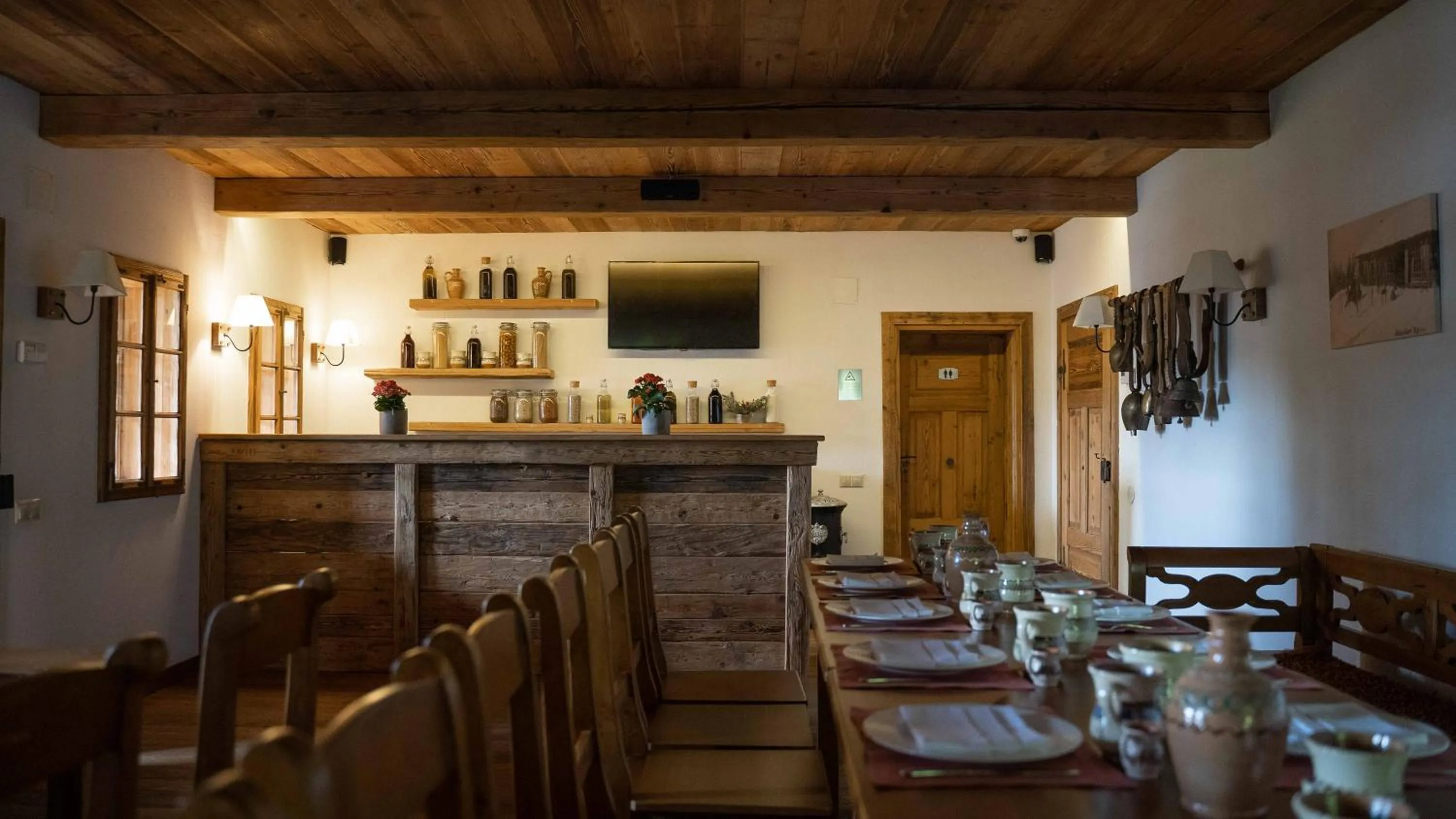 Staff in Teleferic Grand Hotel