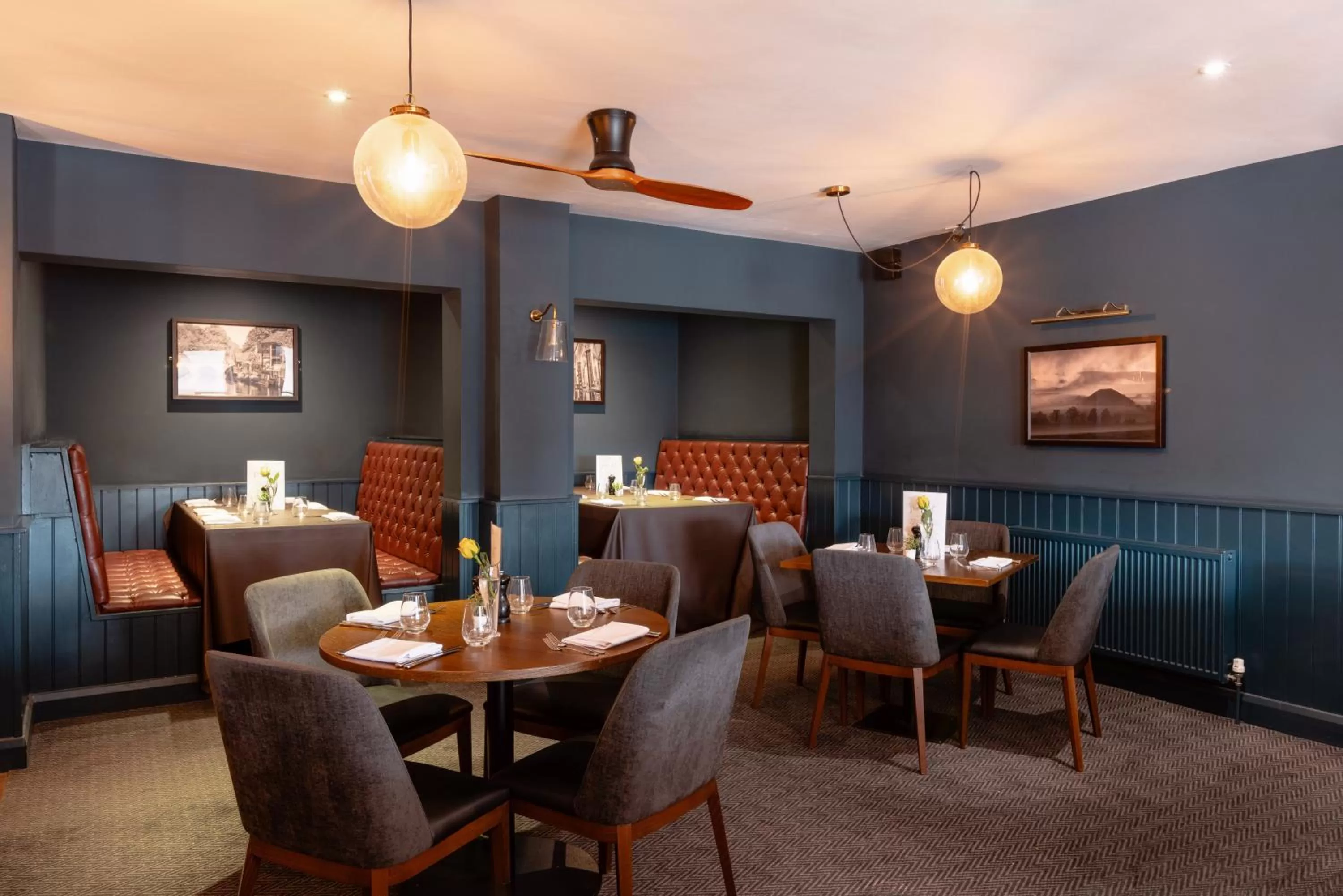 Restaurant/places to eat in The Stones Hotel