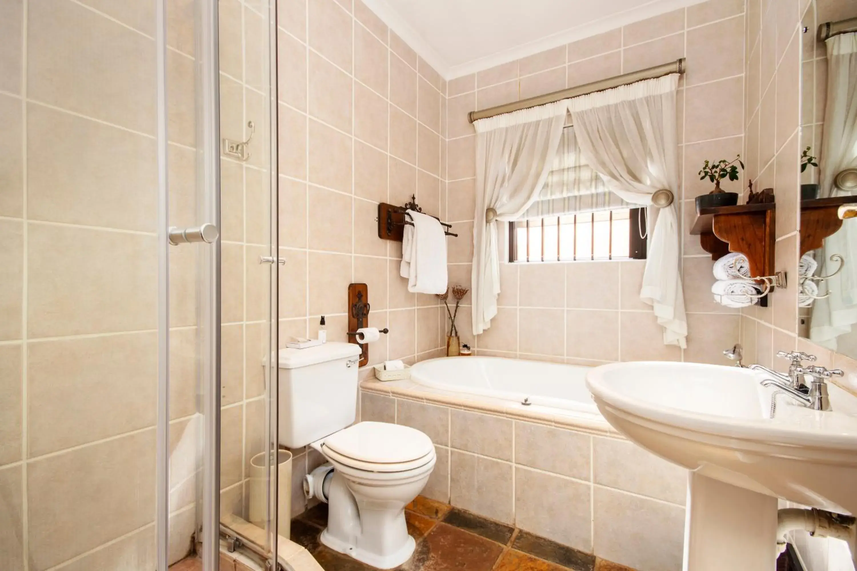 Bathroom in Nautilus Guesthouse