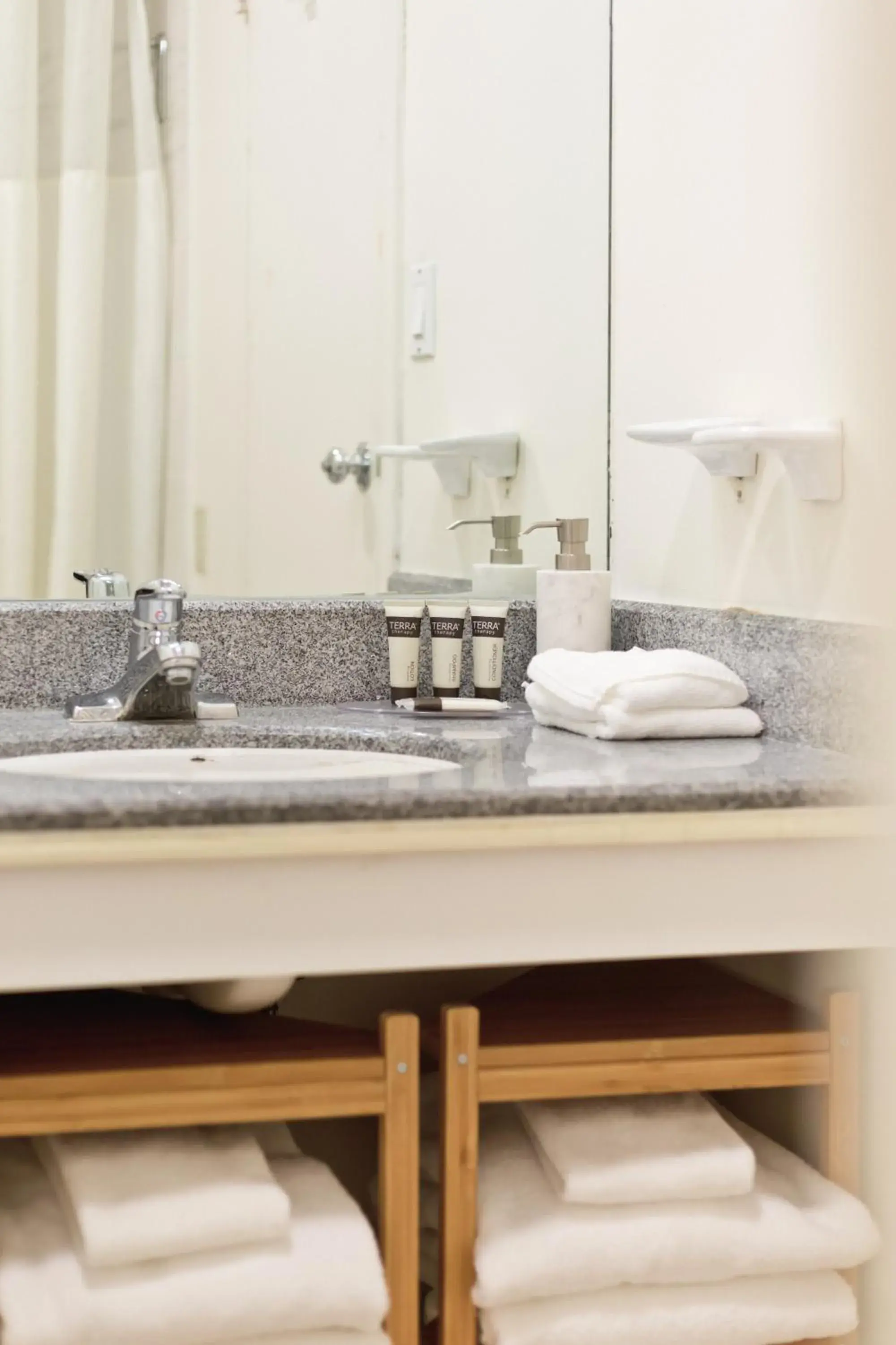 Bathroom in Stamford Suites