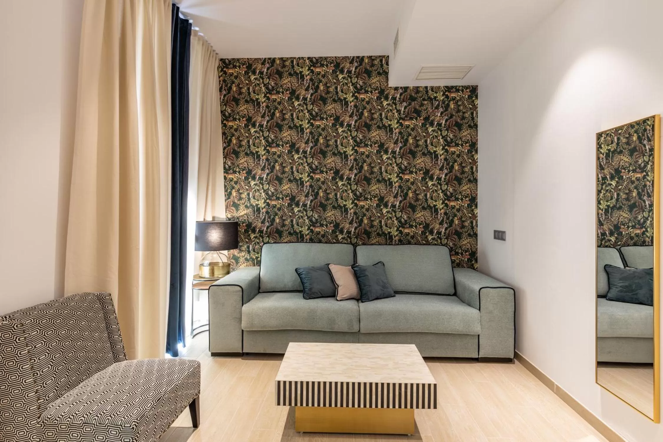 Living room in BiBo Suites San Agustín