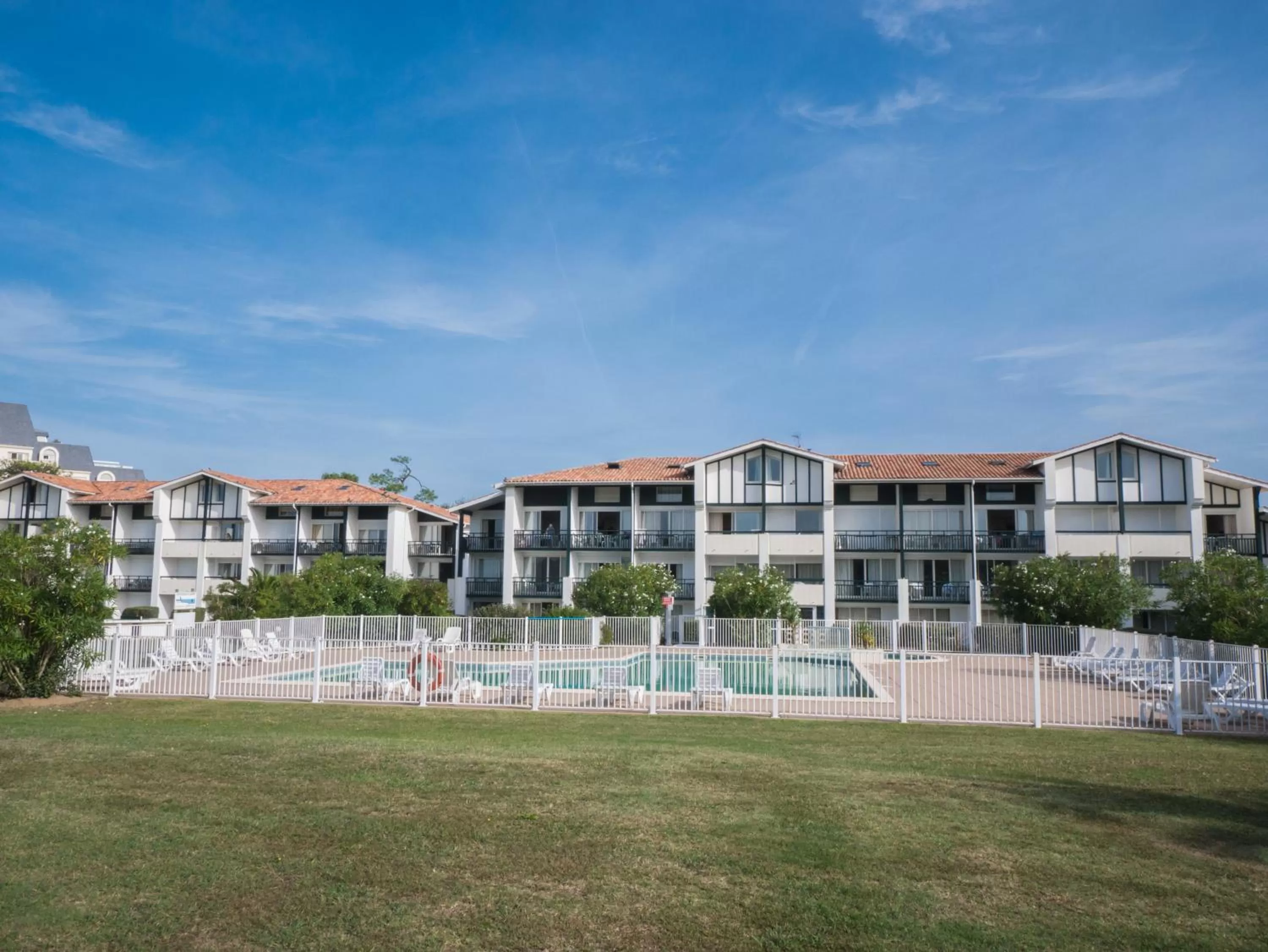 Facade/entrance in Résidence Mer & Golf Ilbarritz