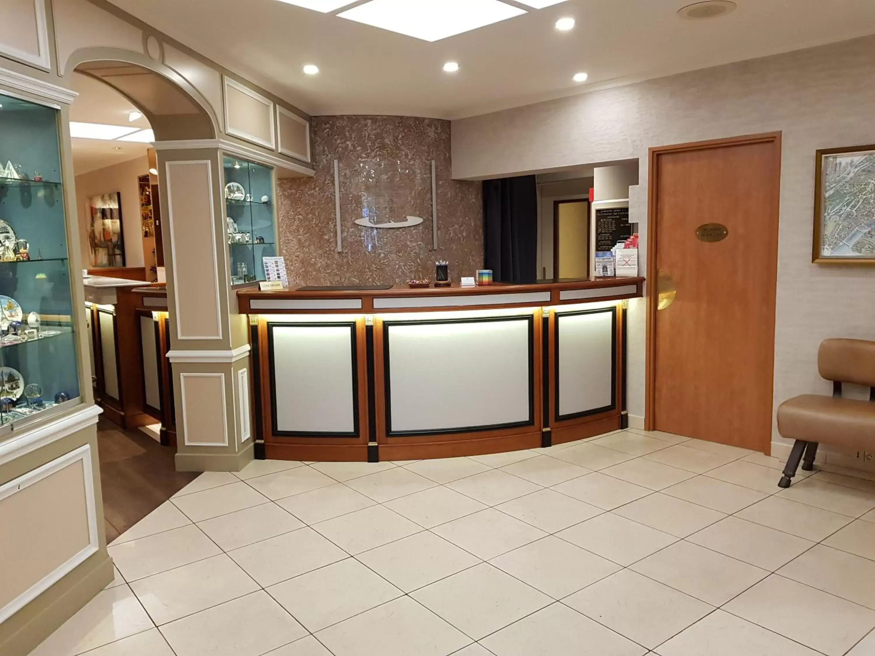 Lobby or reception, Lobby/Reception in Hotel Champerret Elysees