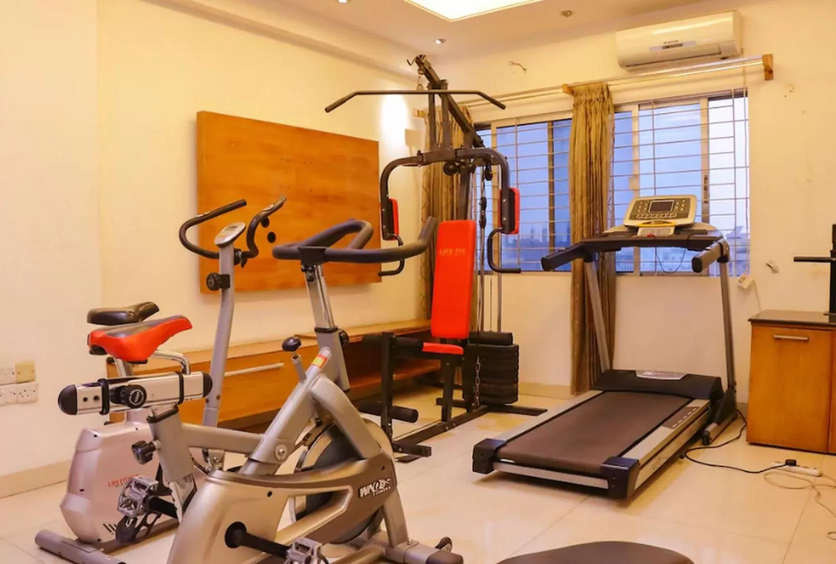 Fitness centre/facilities in Hotel Afford Inn
