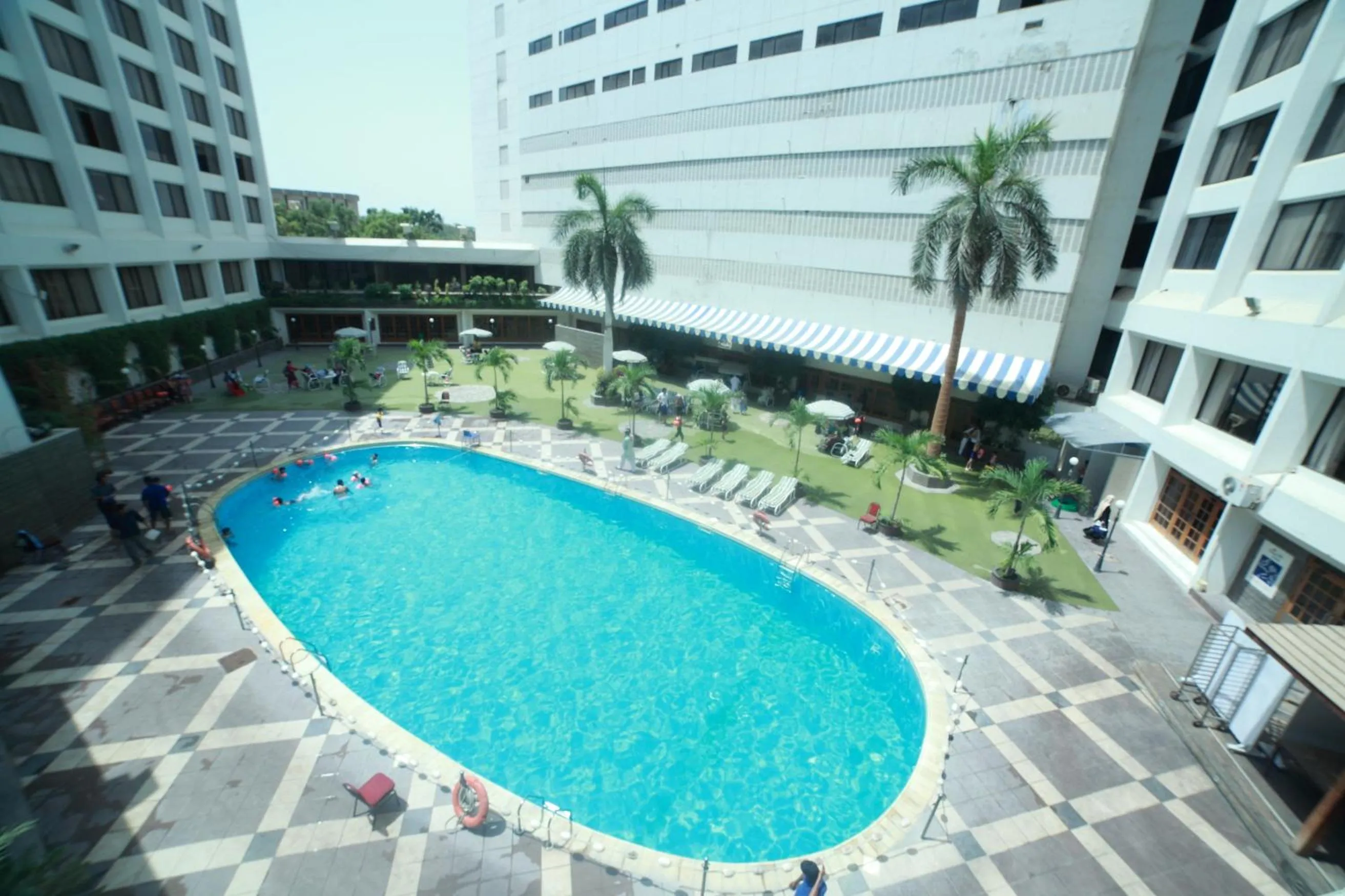 Pool view in Regent Plaza Hotel & Convention Center
