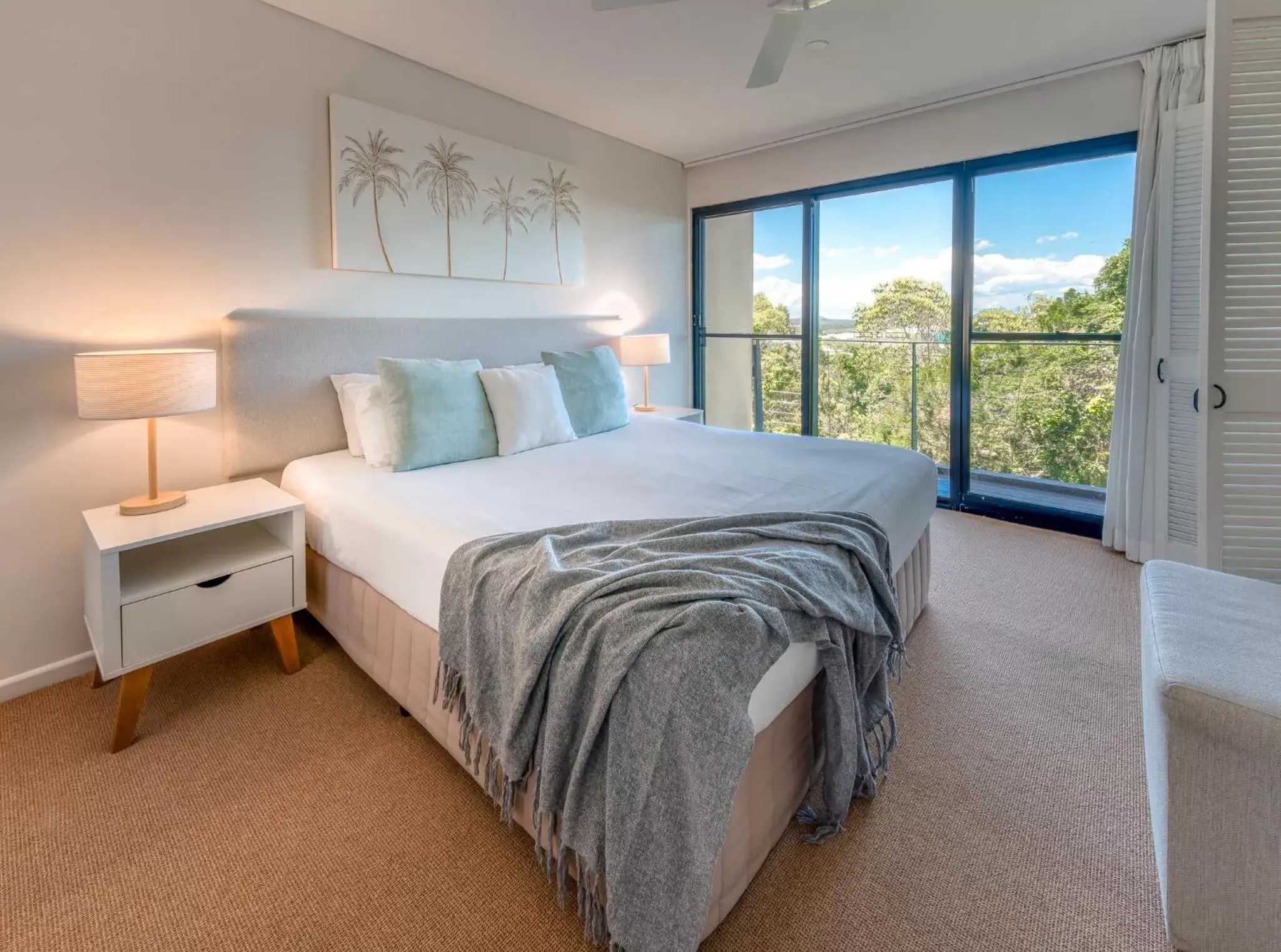 Bedroom, Bed in The Point Coolum