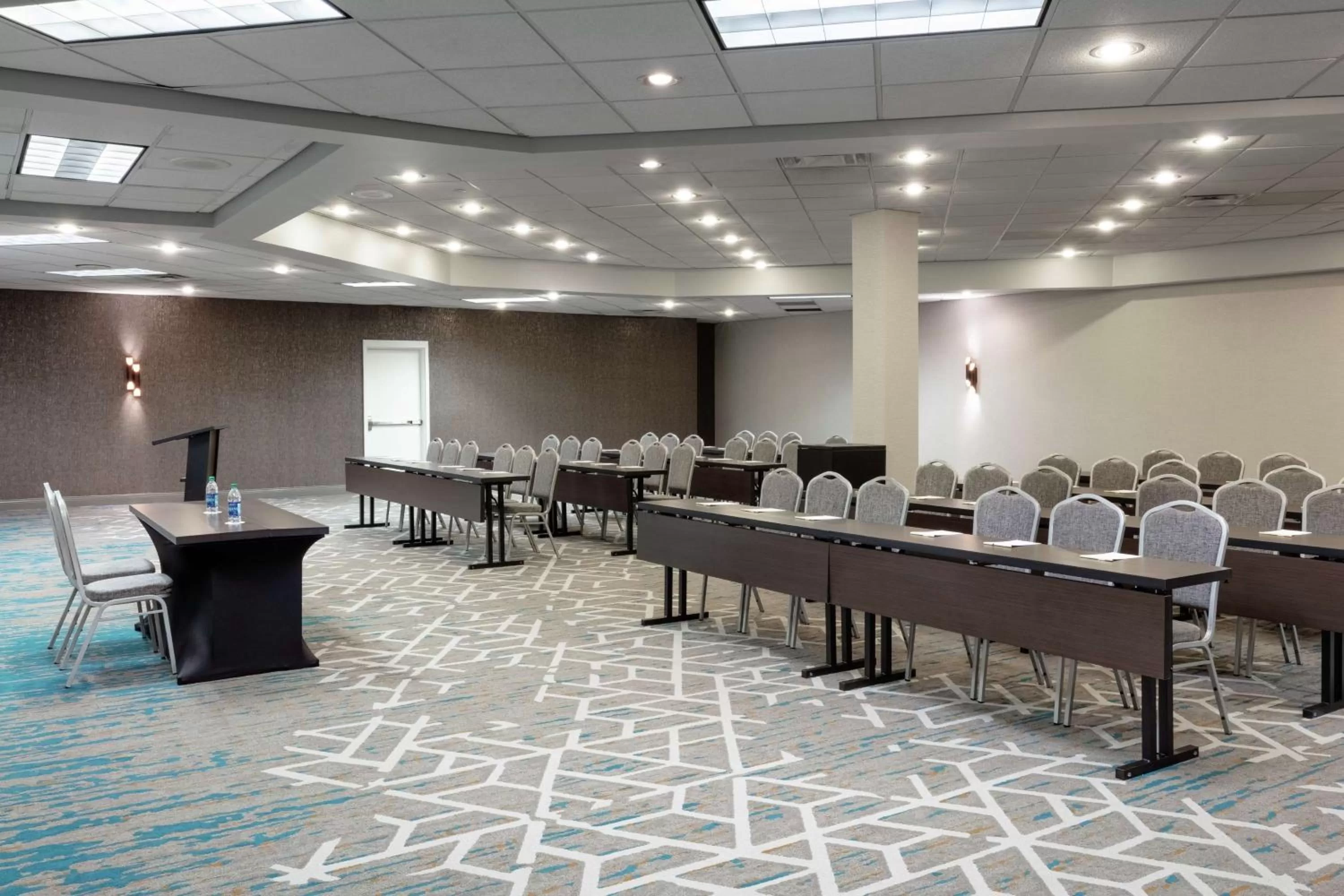 Meeting/conference room in DoubleTree Birmingham Perimeter Park