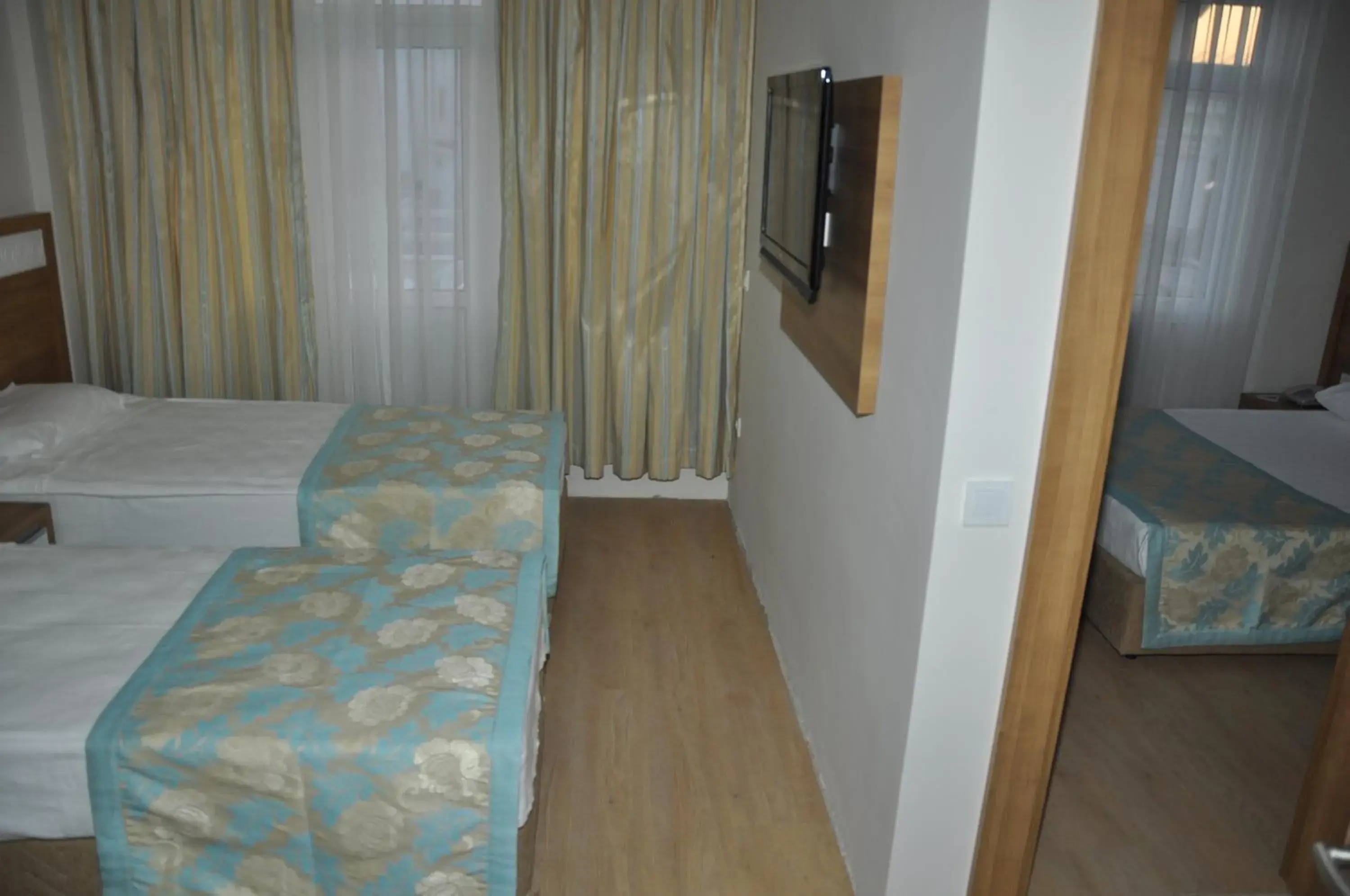 Photo of the whole room, Bed in Merve Sun Hotel & SPA