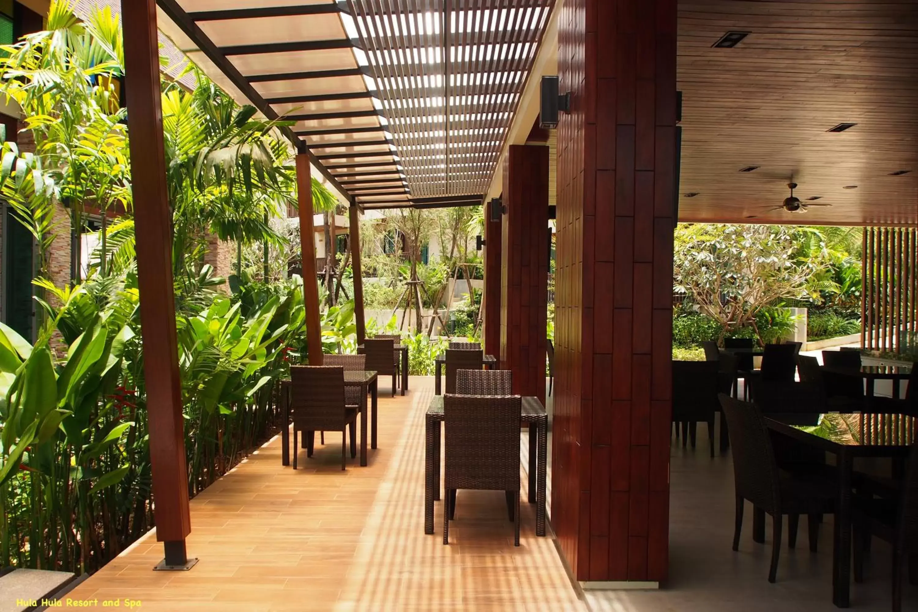 Restaurant/Places to Eat in Hula Hula Resort, Ao Nang -SHA Extra Plus
