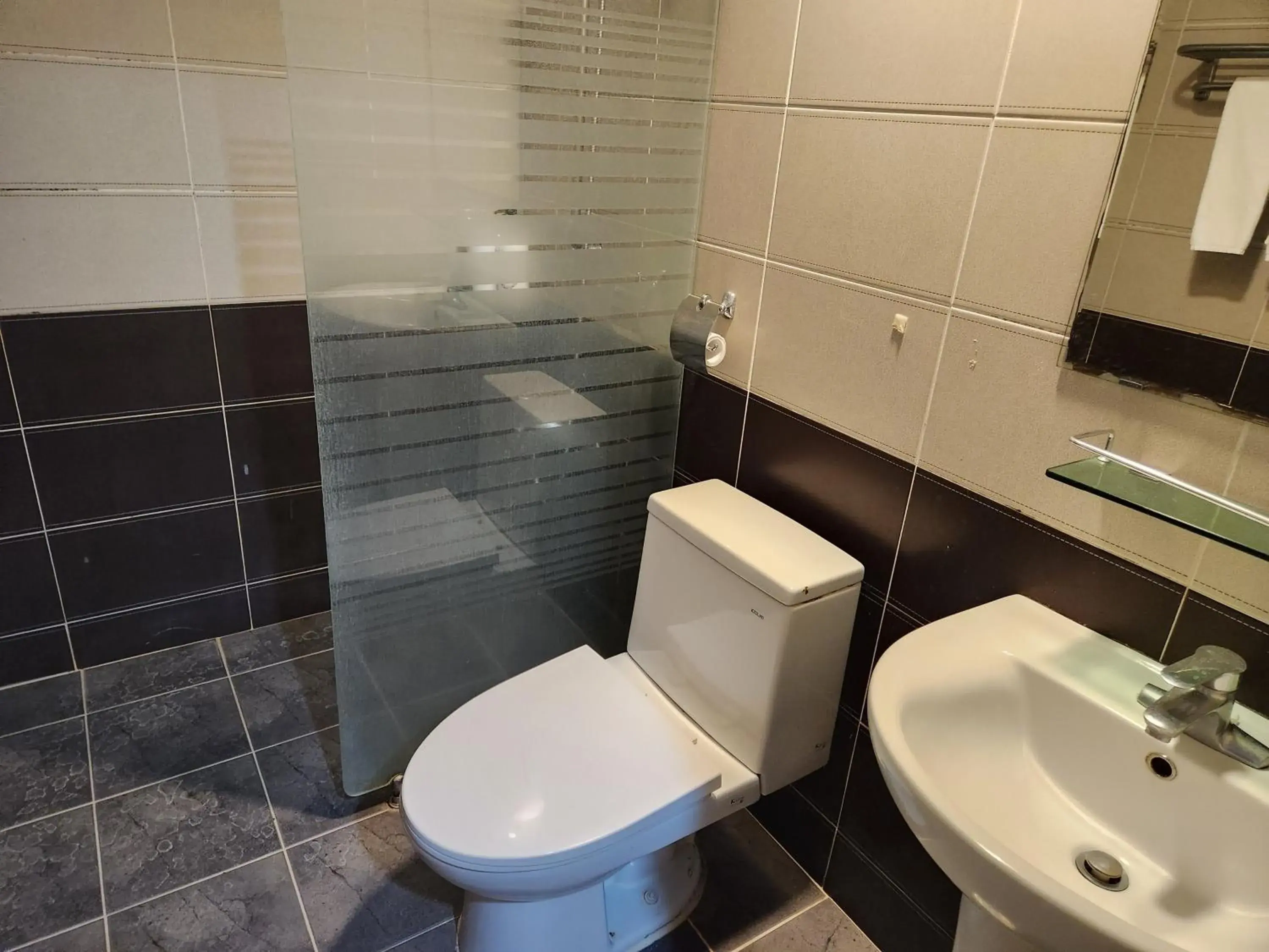Bathroom in Hotel Navis