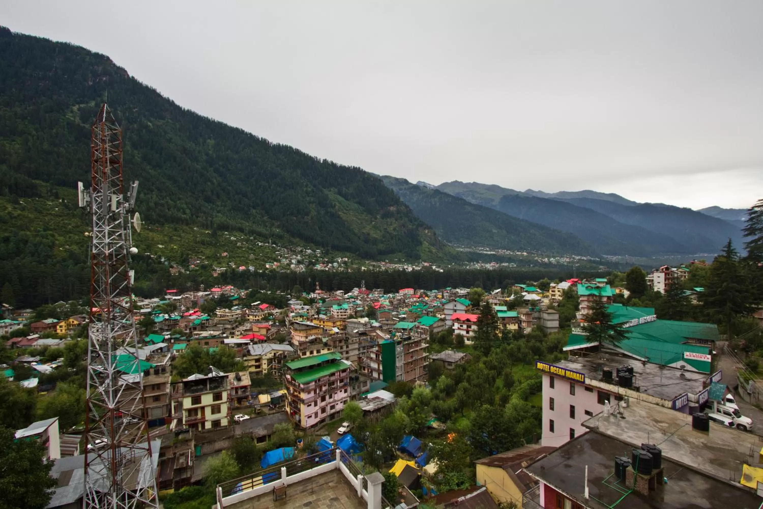 Mountain view in Hotel Broadways Inn