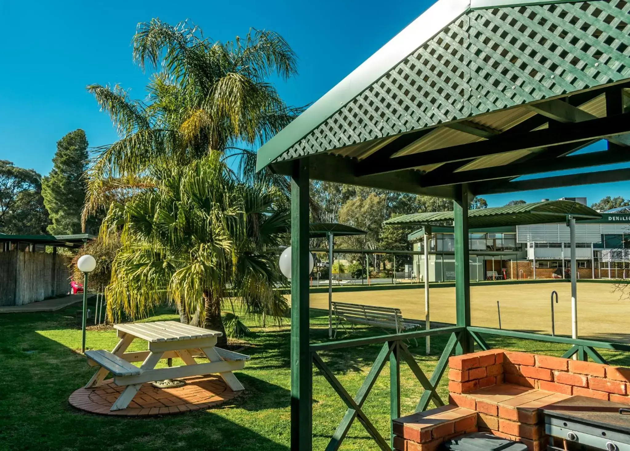 Patio in Deniliquin Country Club Motor Inn