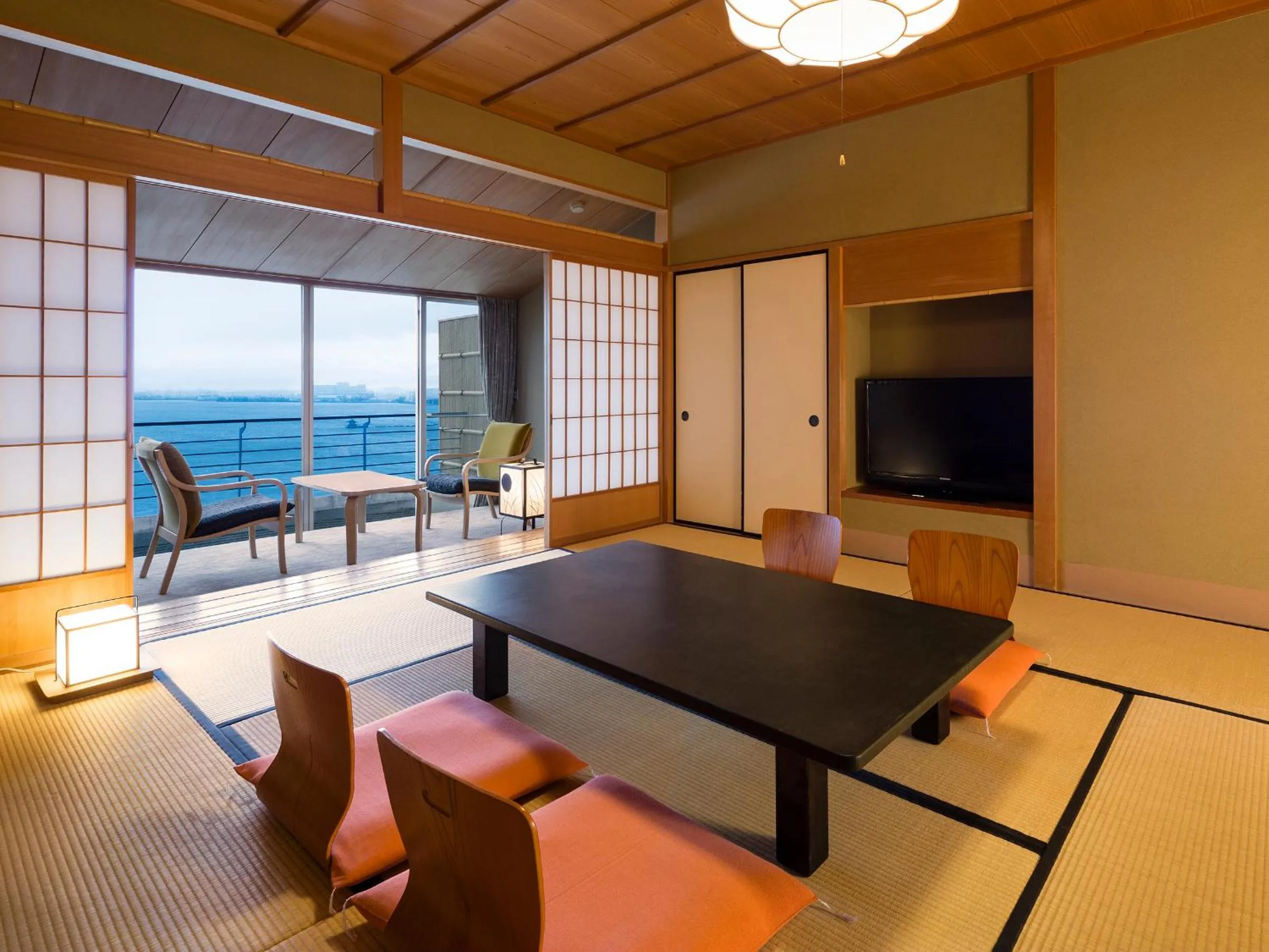 Photo of the whole room in APA Hotel & Resort Kaga Katayamazu Onsen Kasuikyo