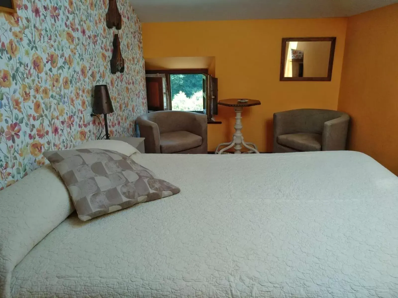 Photo of the whole room, Bed in Hotel Casa Vieja del Sastre