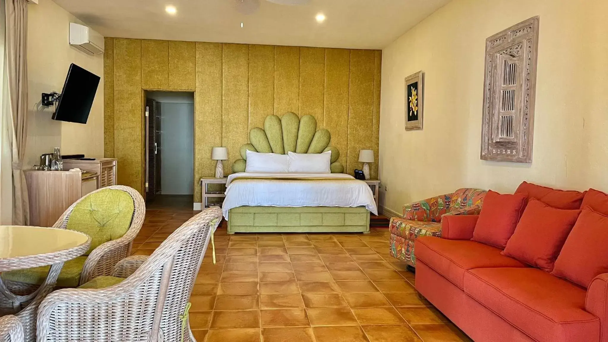 Villa with Sea View in Coco Grove Beach Resort, Siquijor Island Villa with Sea View in Coco Grove Beach Resort, Siquijor Island