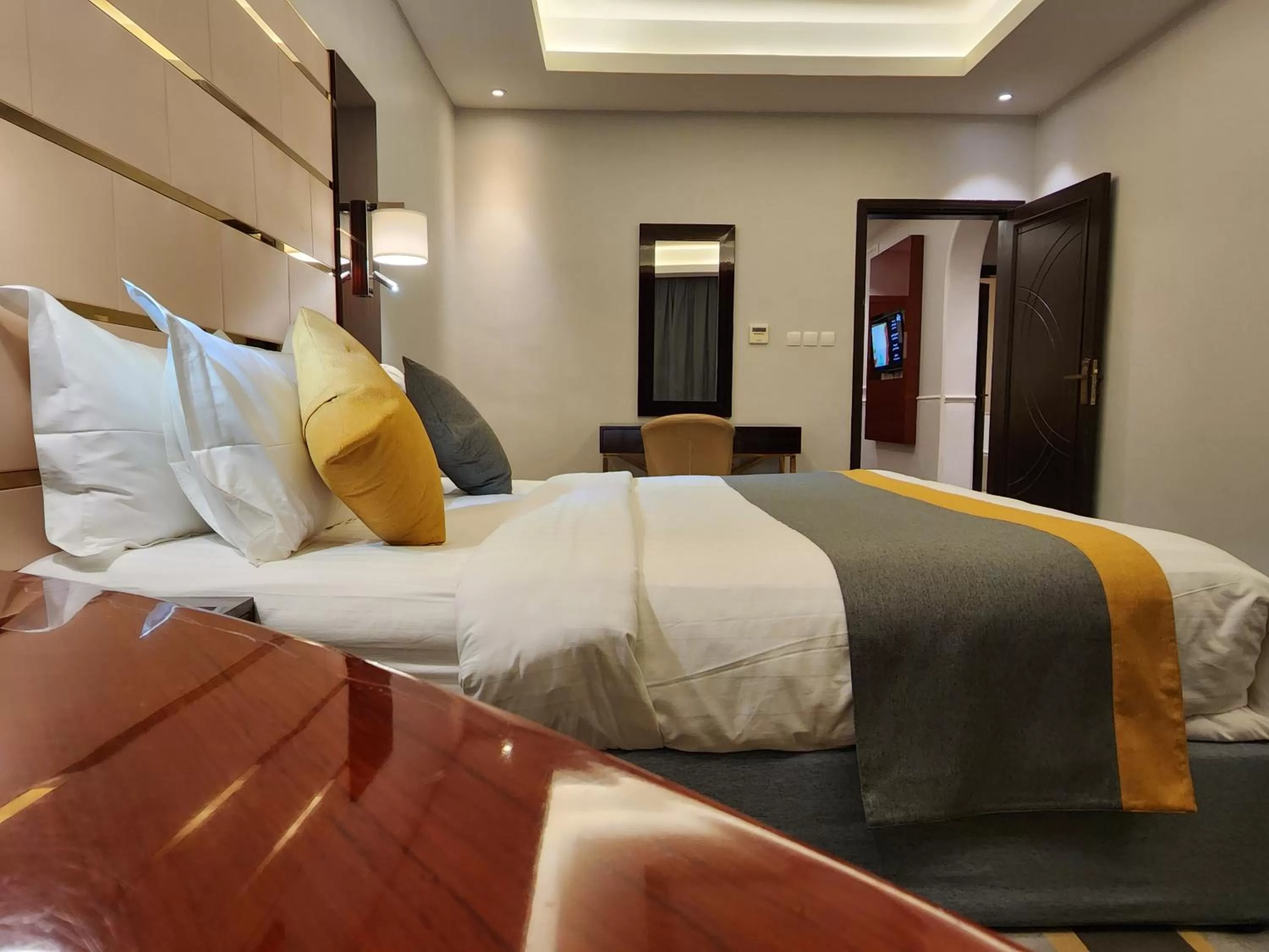 Bed in Rasis Serviced Apartments